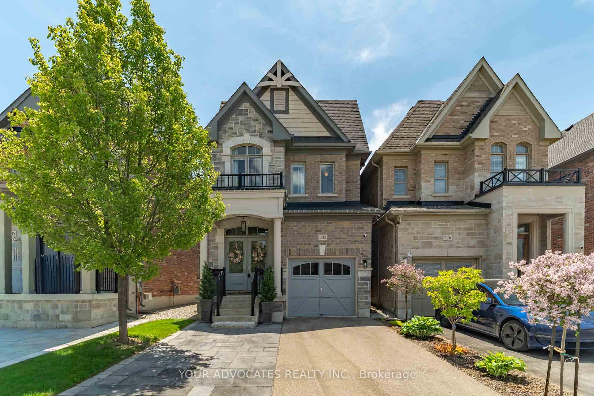 242 Cranbrook Crescent, Vaughan, ON L4H 4K9