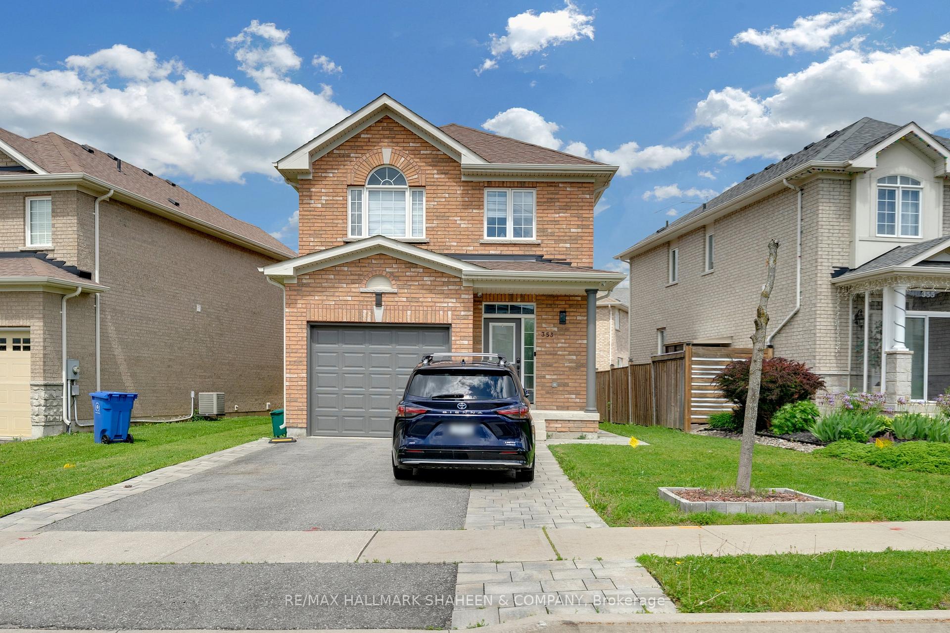 353 Rannie Road, Newmarket, ON L3X 2N2