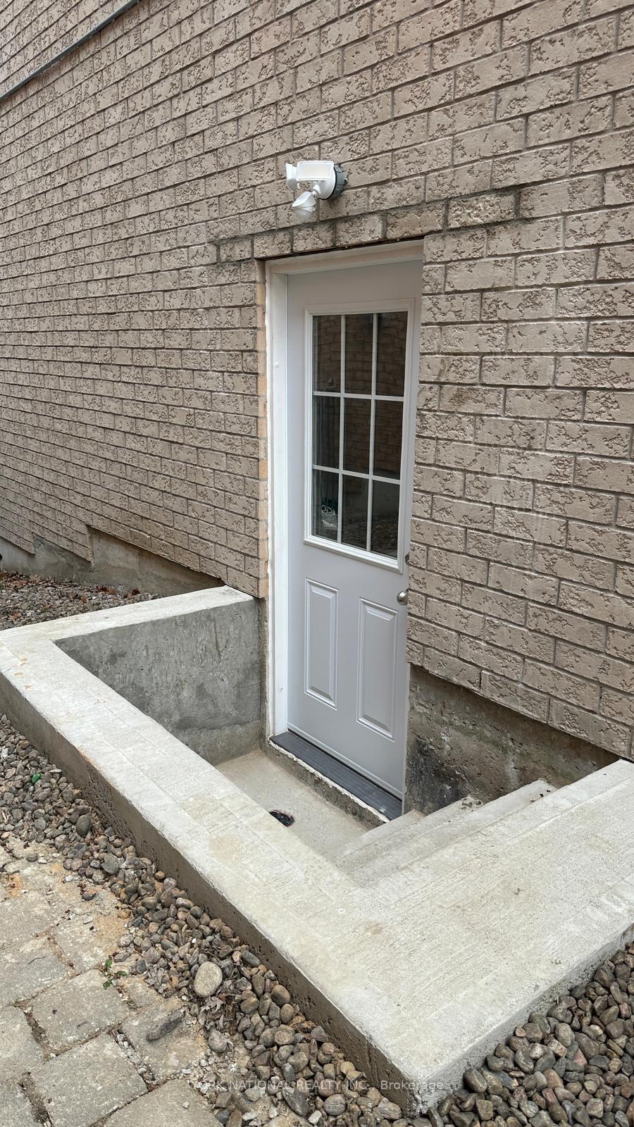44 Palomino Drive, Richmond Hill, ON L4C 0P8
