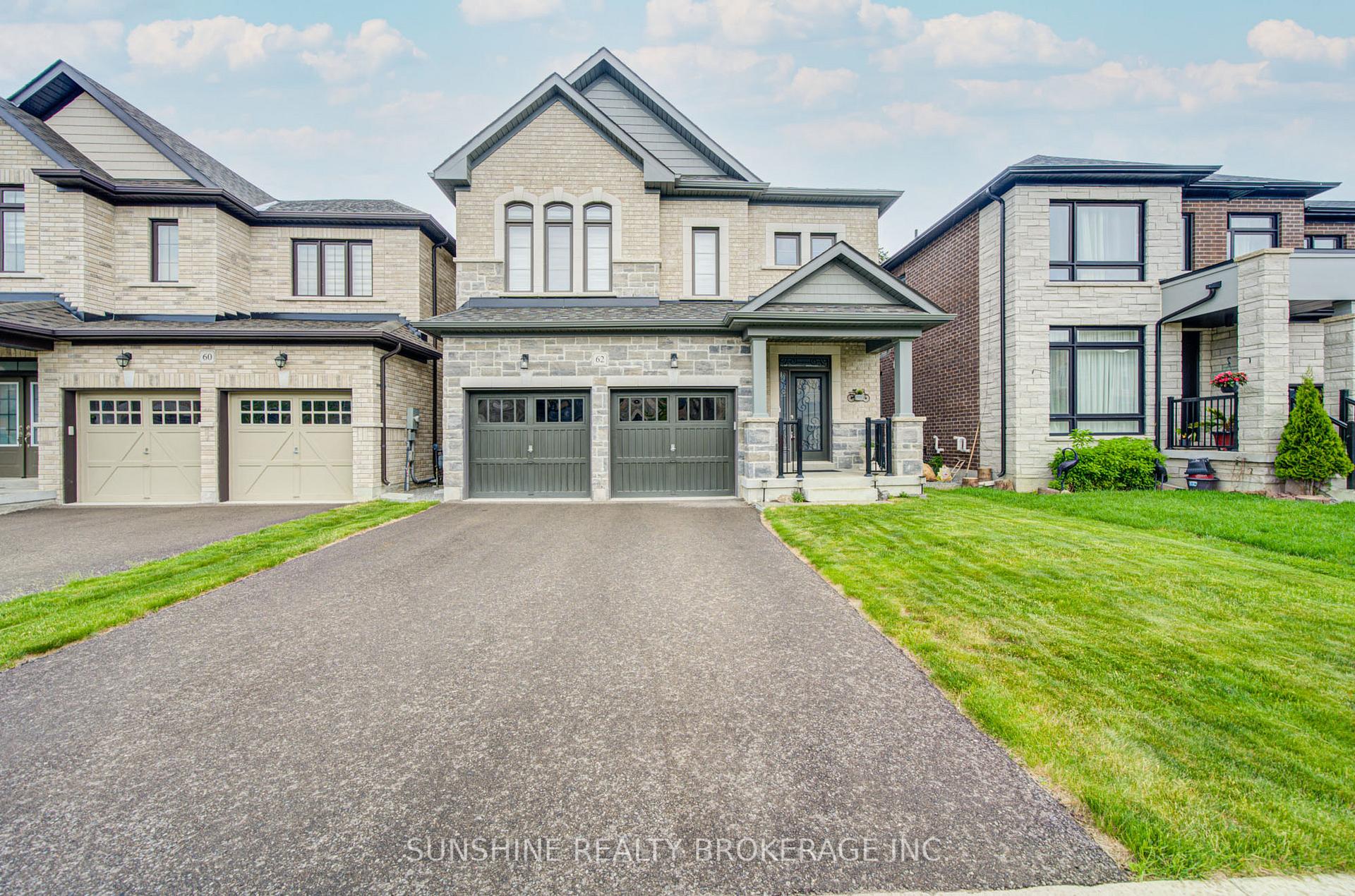 62 Betty May Crescent, East Gwillimbury, ON L9N 1S2
