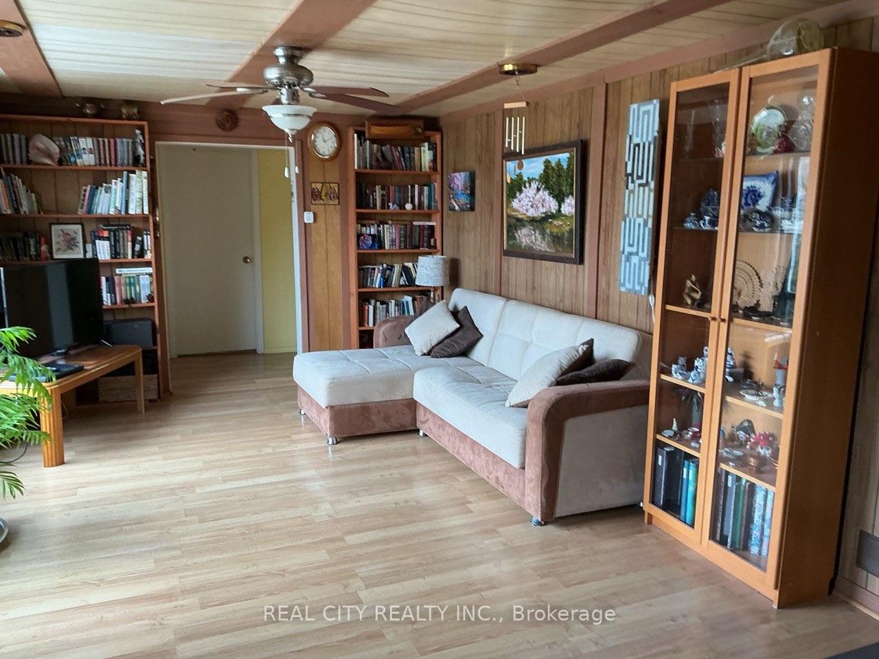 848 Crescent Beach Road NW, Georgina — photo 5 of 5