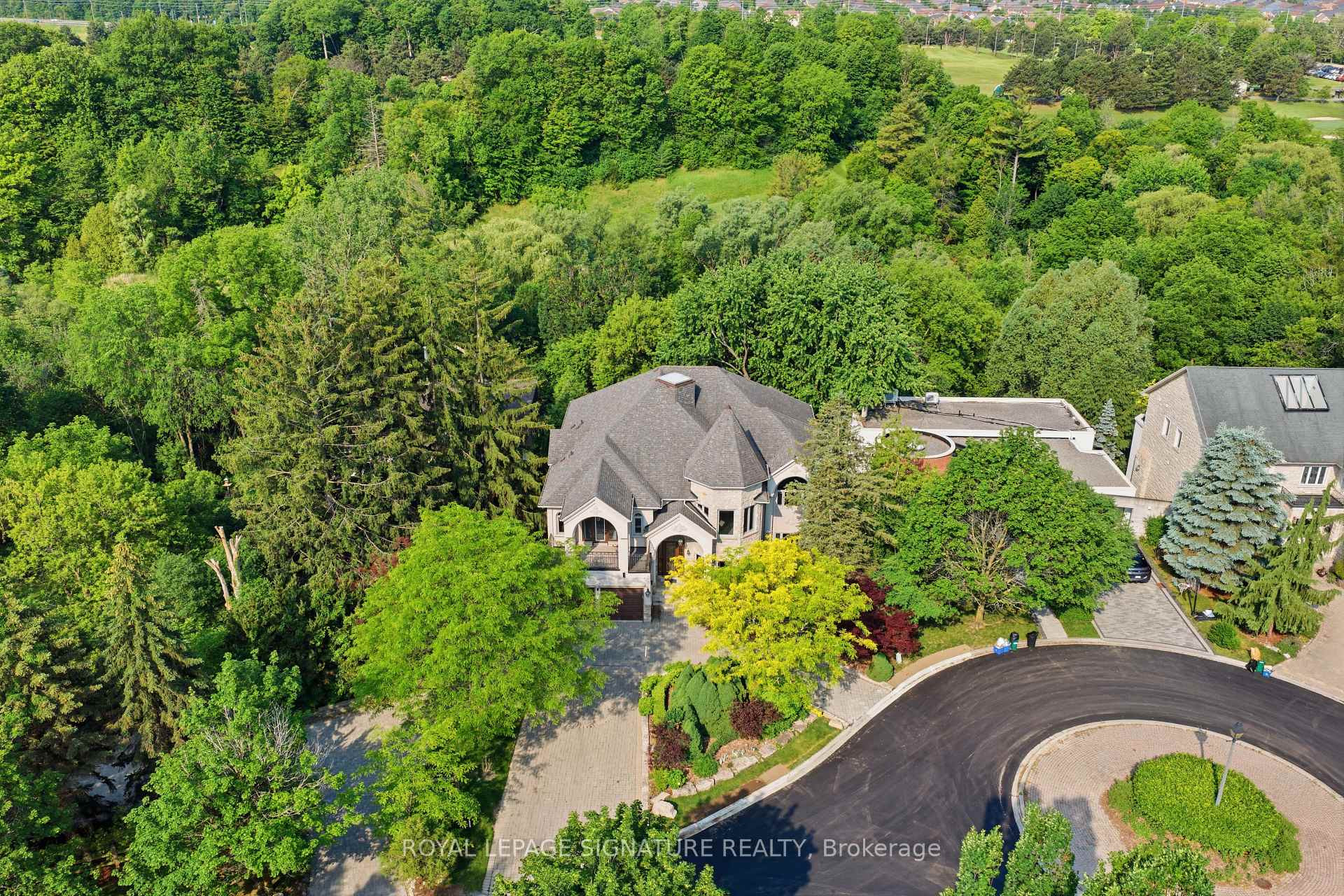 217 Garden Avenue, Richmond Hill, ON L4C 6L8