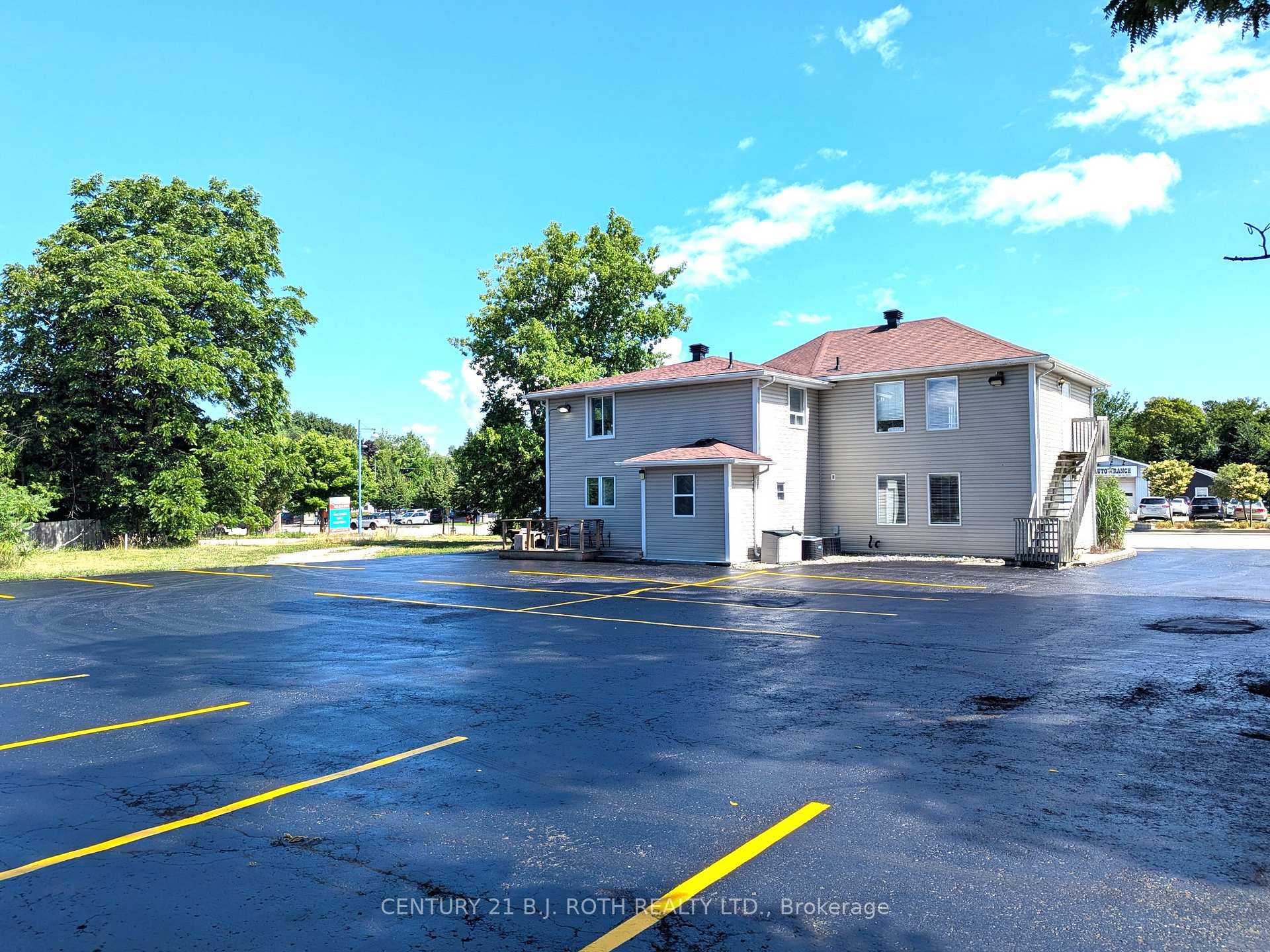 888 Innisfil Beach Road, Innisfil — photo 5 of 5