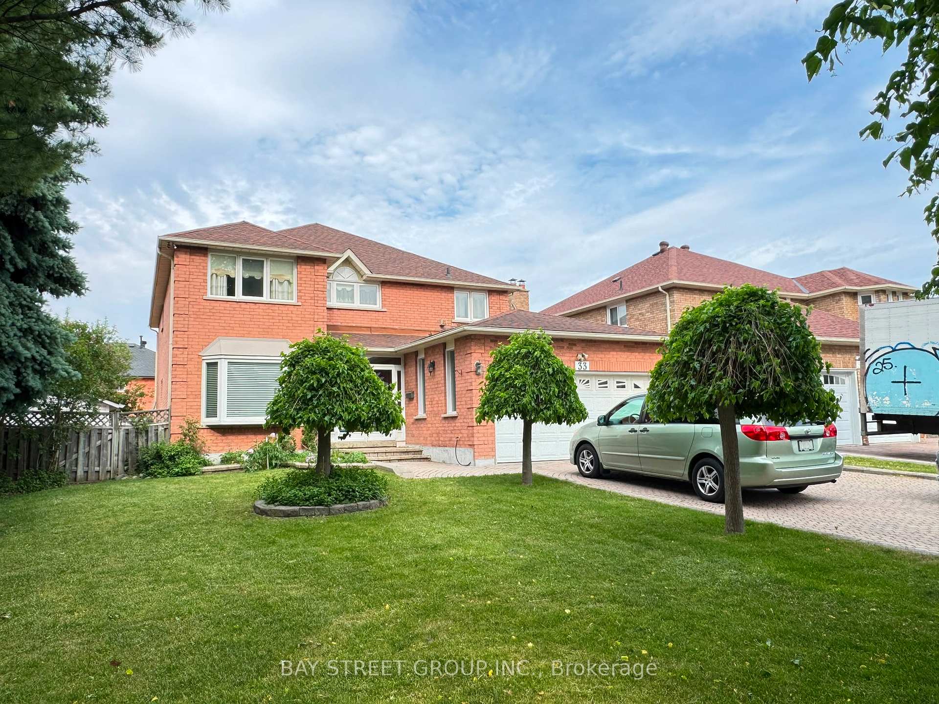 33 Northolt Crescent, Markham, ON L3R 6P6