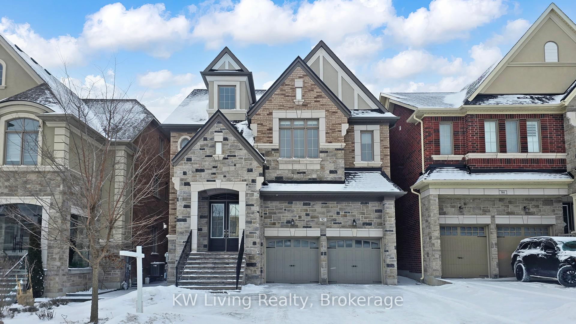 92 Giardina Crescent S, Richmond Hill, ON L4B 0G1