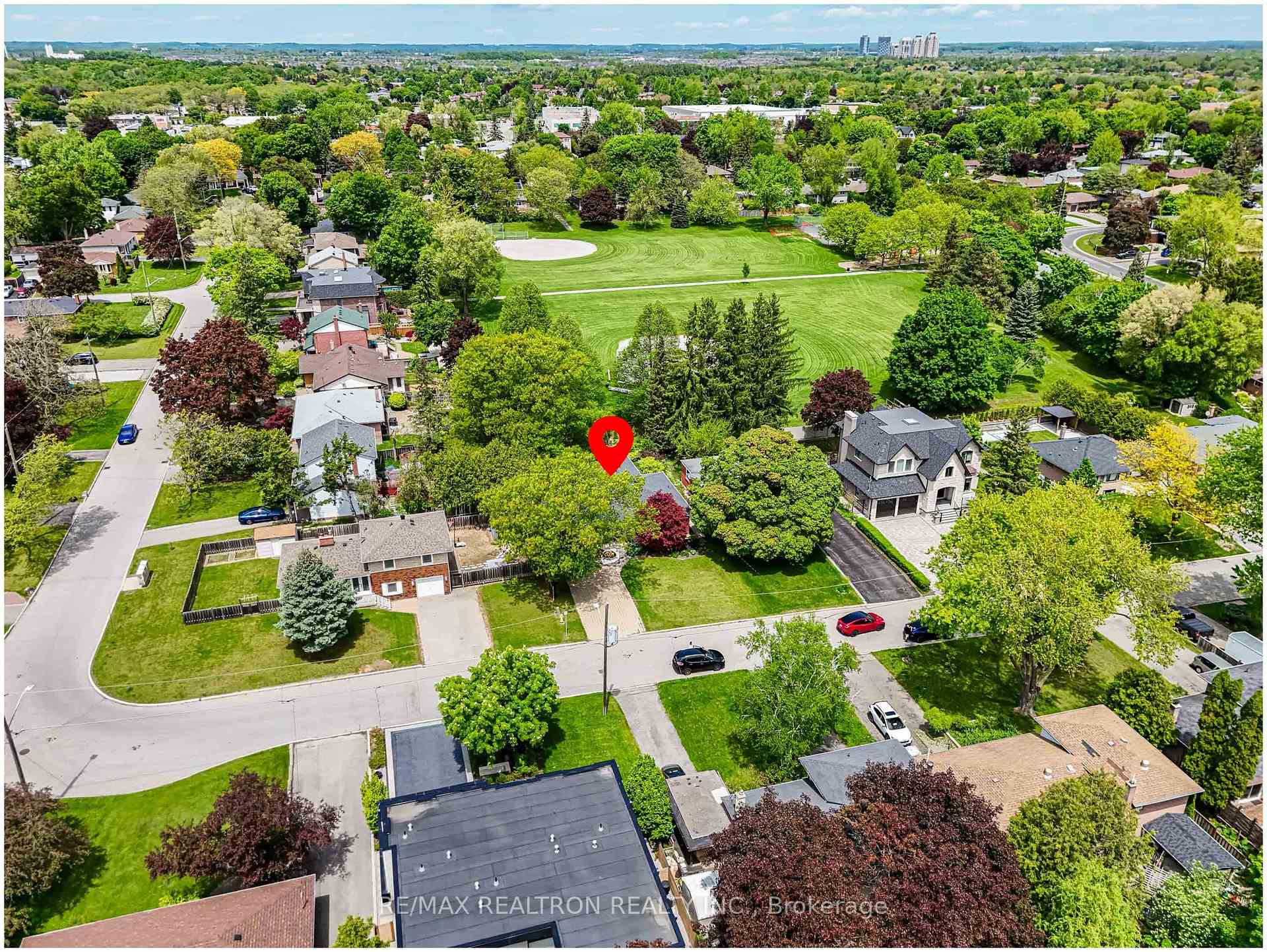 15 Lincoln Green Drive, Markham, ON L3P 1R6