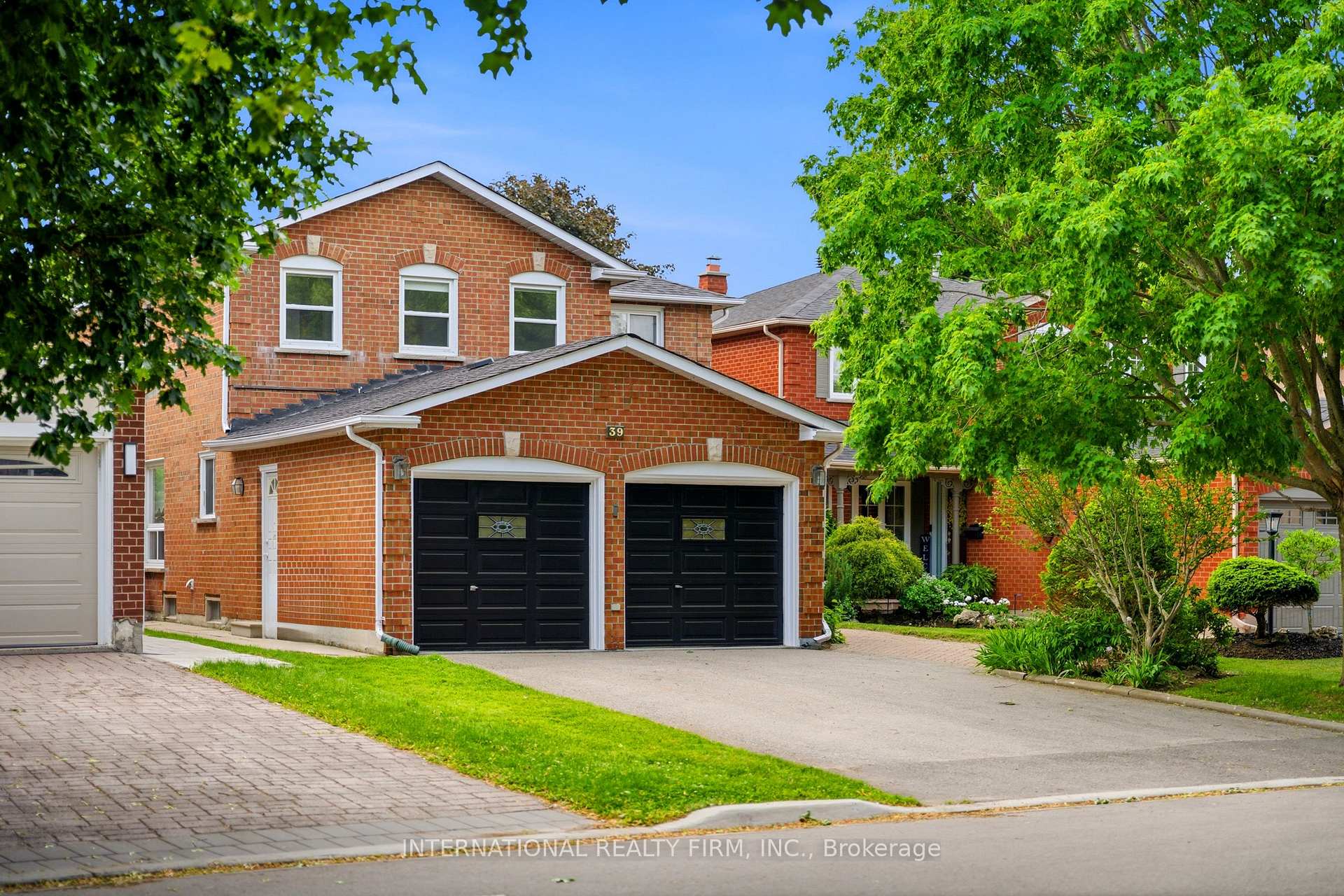 39 Couperthwaite Crescent, Markham, ON L3R 6N4