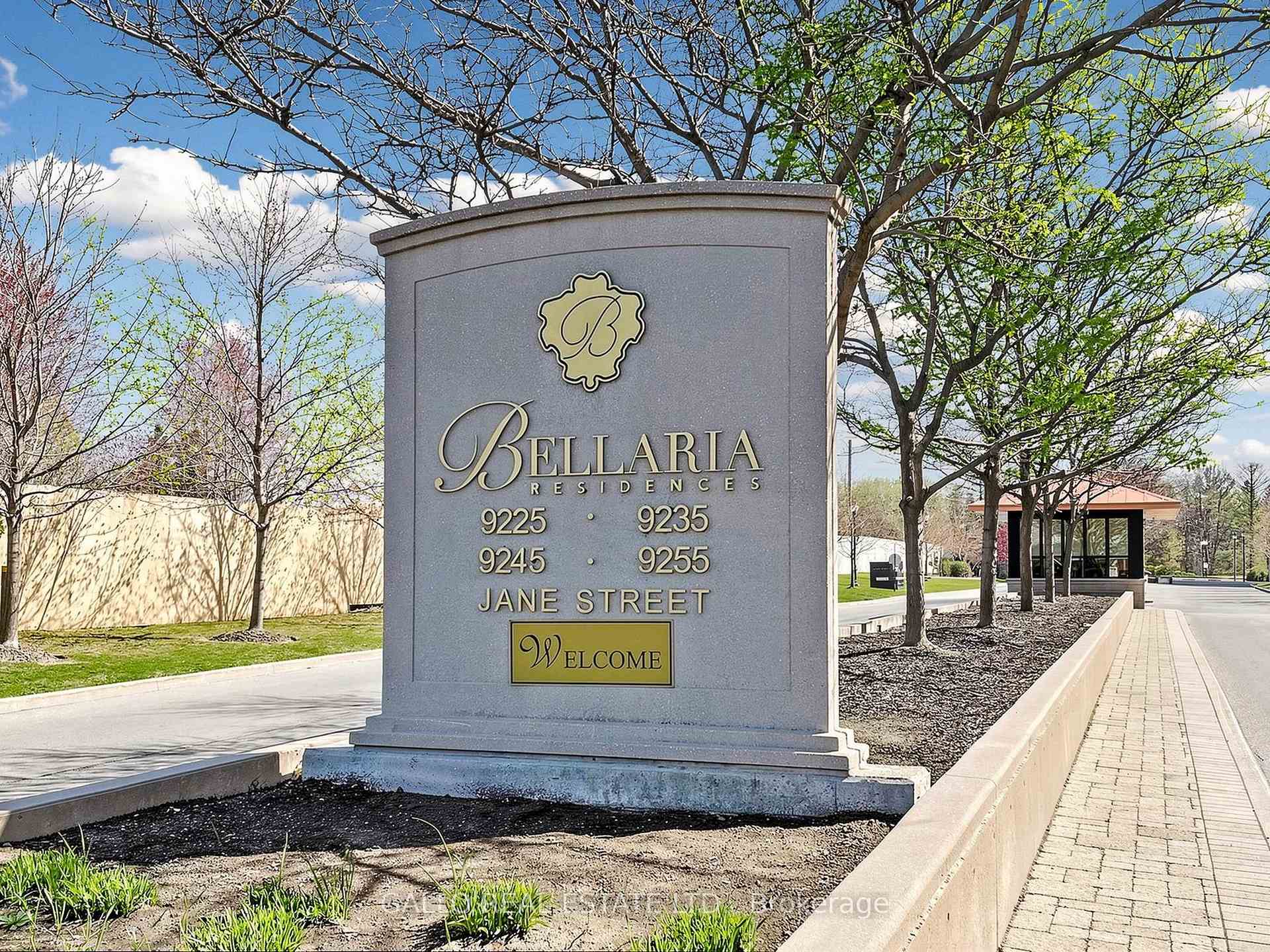 9225 Jane Street N 1407, Vaughan, ON L6A 0J7
