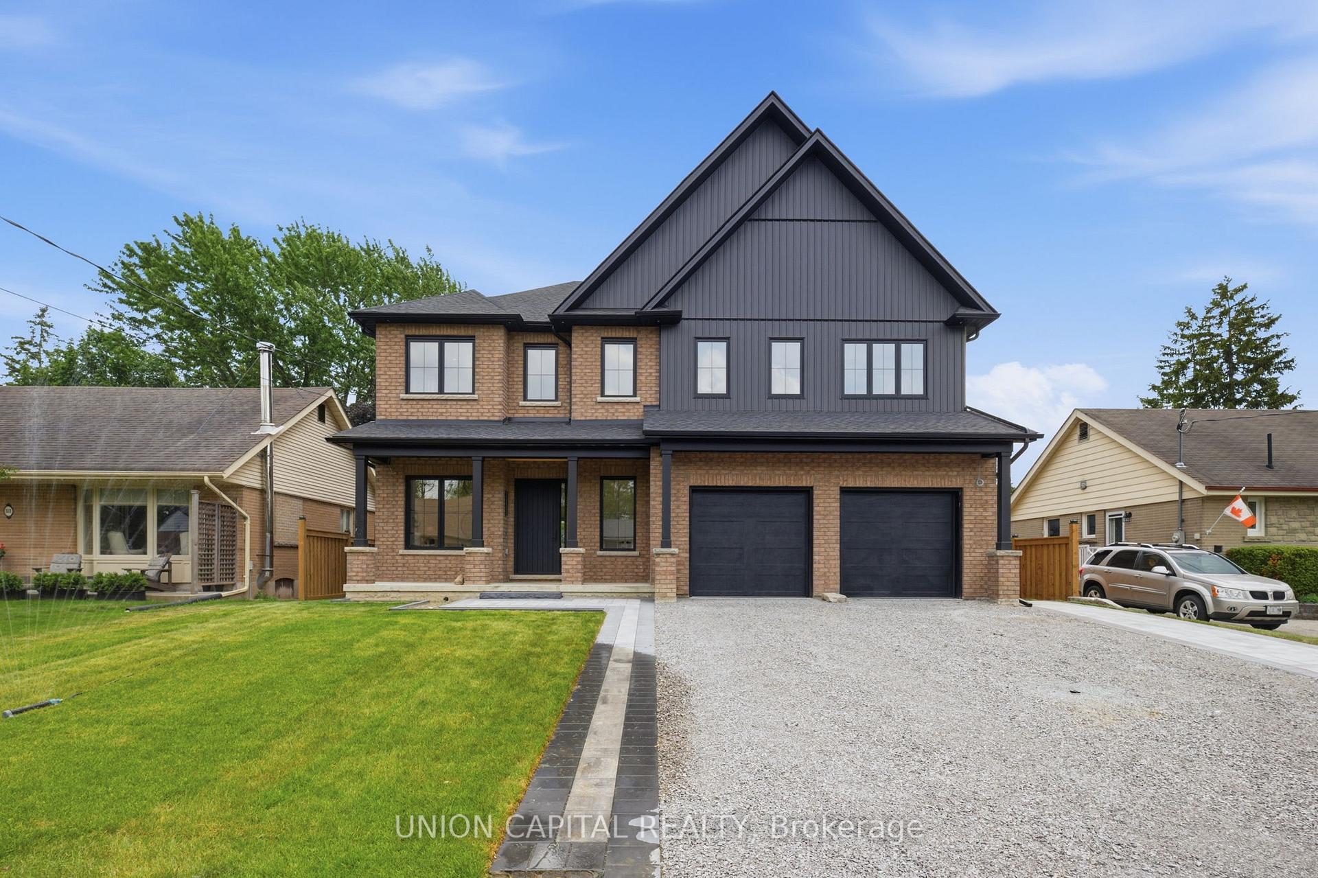 106 Hawthorn Avenue, Whitchurch-Stouffville, ON L4A 4S9