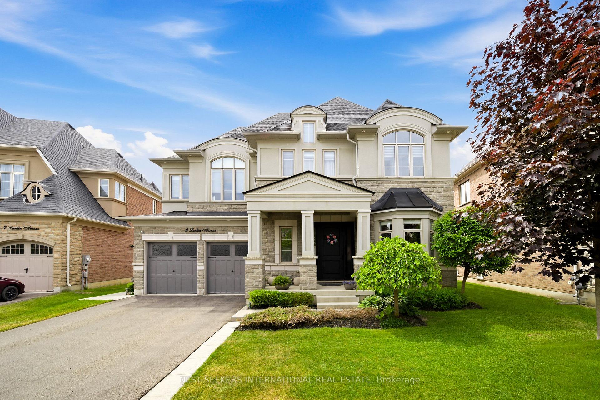 9 Larkin Avenue, King, ON L7B 0N8