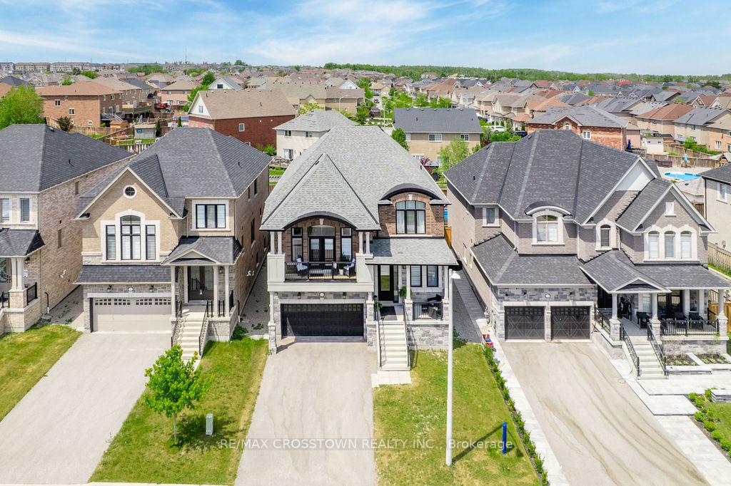 1376 Lawson Street, Innisfil, ON L9S 0N8