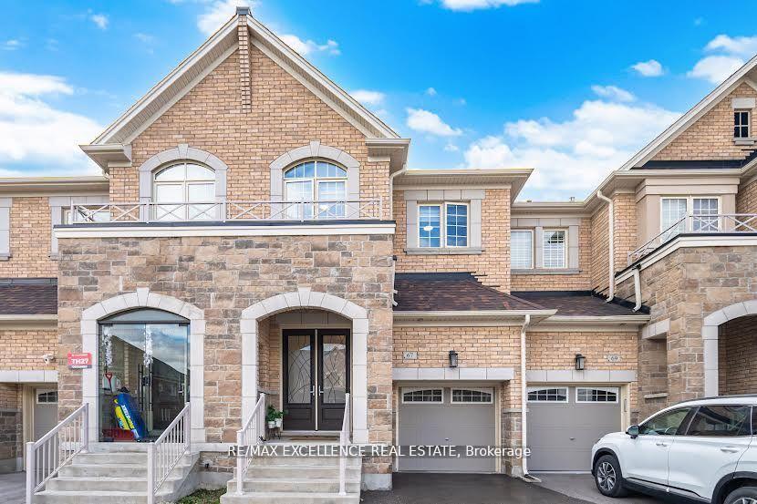 67 Drizzel Crescent, Richmond Hill, ON L4E 1G8