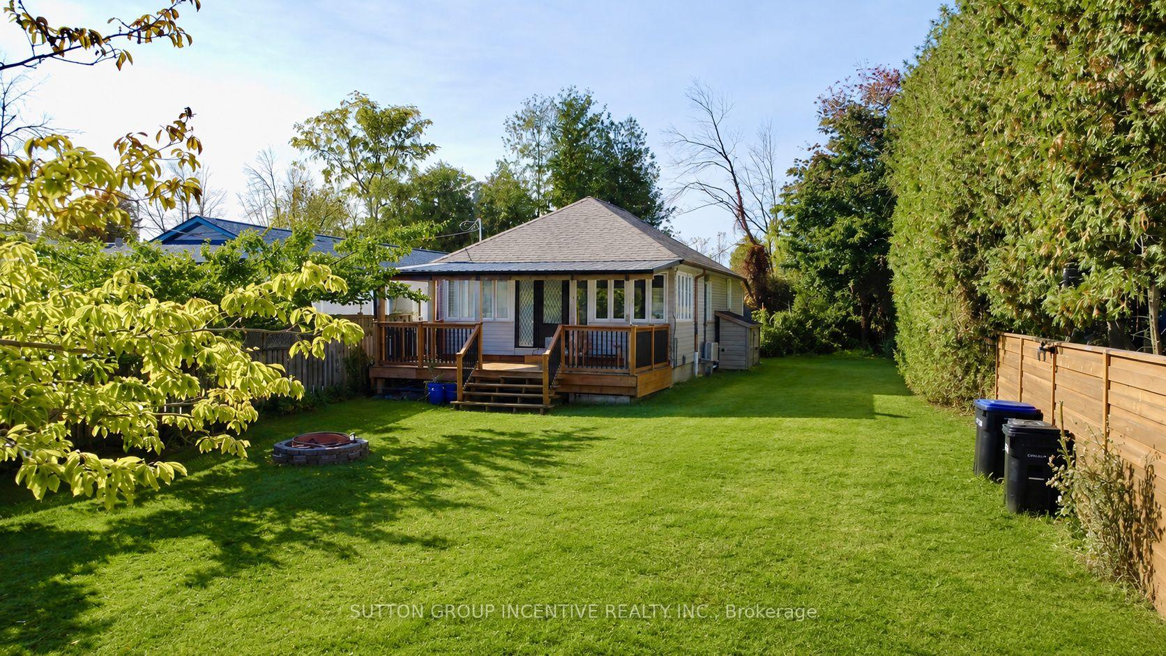 1556 Houston Avenue, Innisfil, ON L9S 4M7