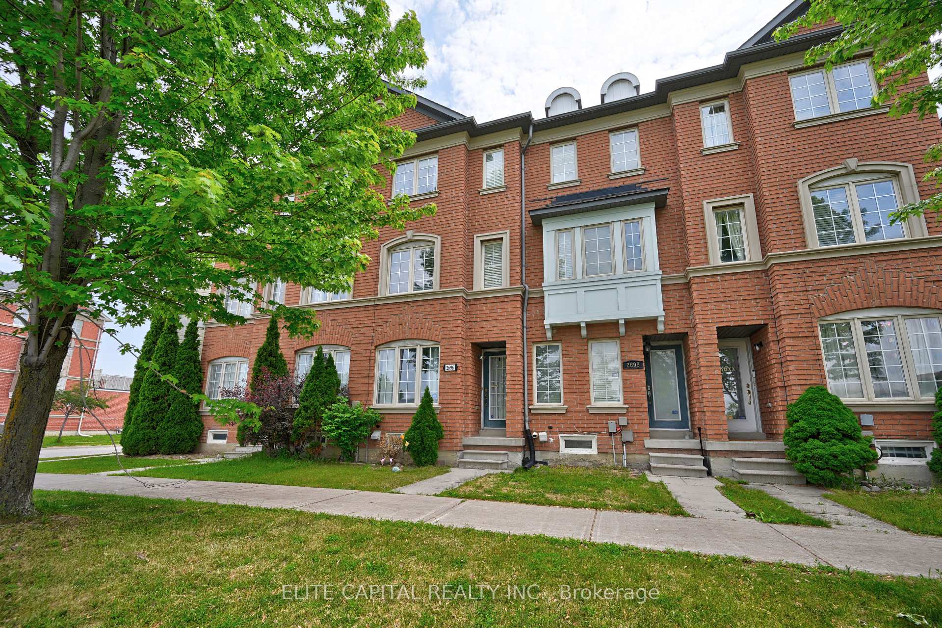 2696 Bur Oak Avenue, Markham, ON L6B 1H9