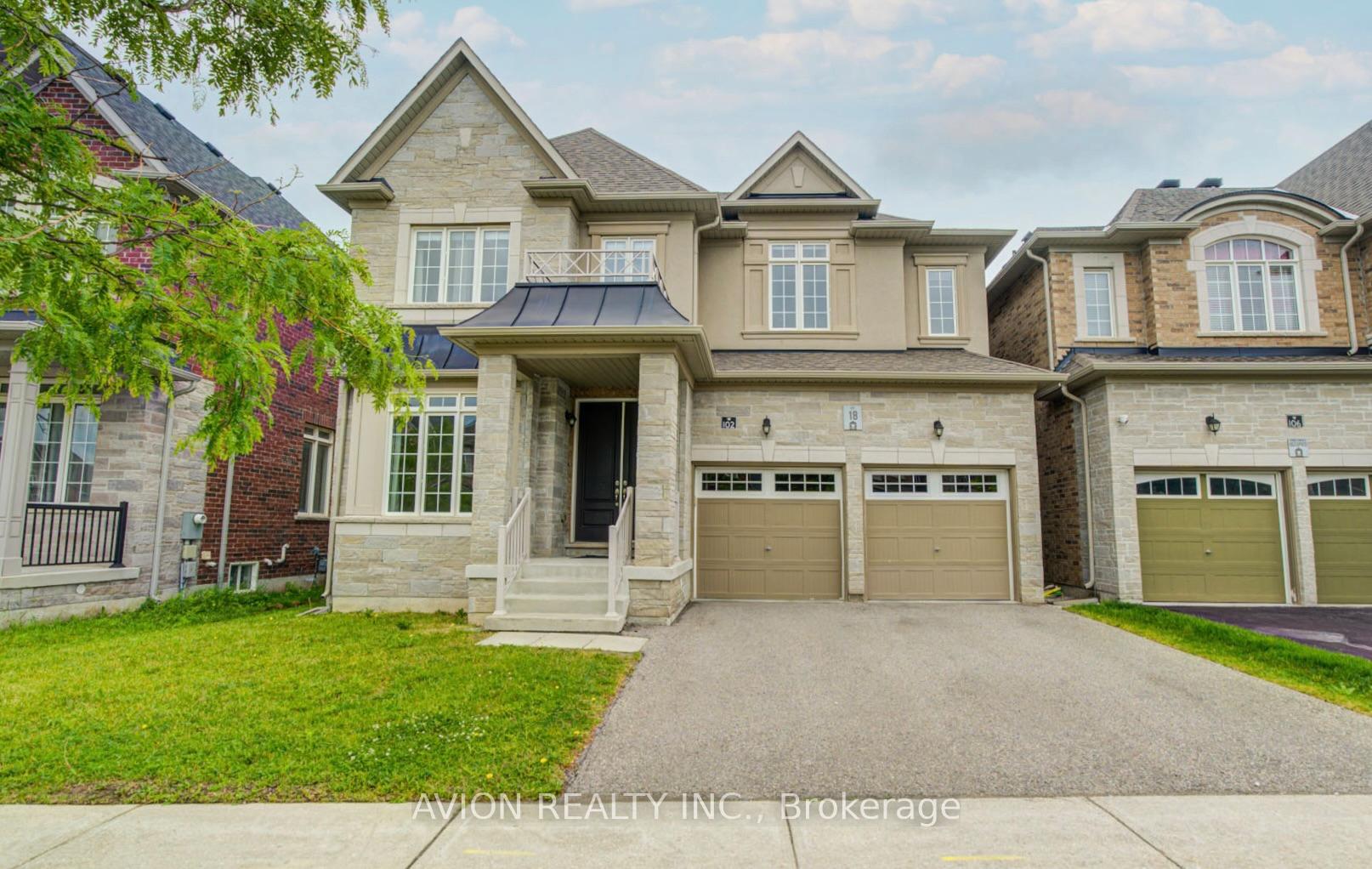 102 Joseph Hartman Crescent, Aurora, ON L4G 7C4