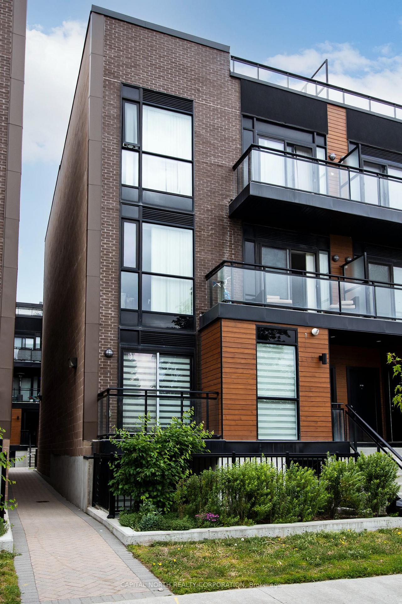 48 Coles Avenue 802, Vaughan, ON L4L 1L9