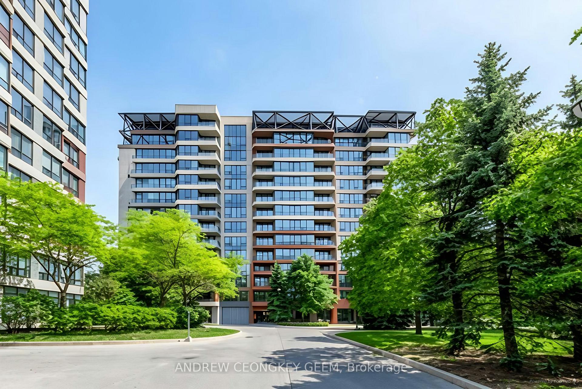 91 Townsgate Drive 711, Vaughan, ON L4J 8E8