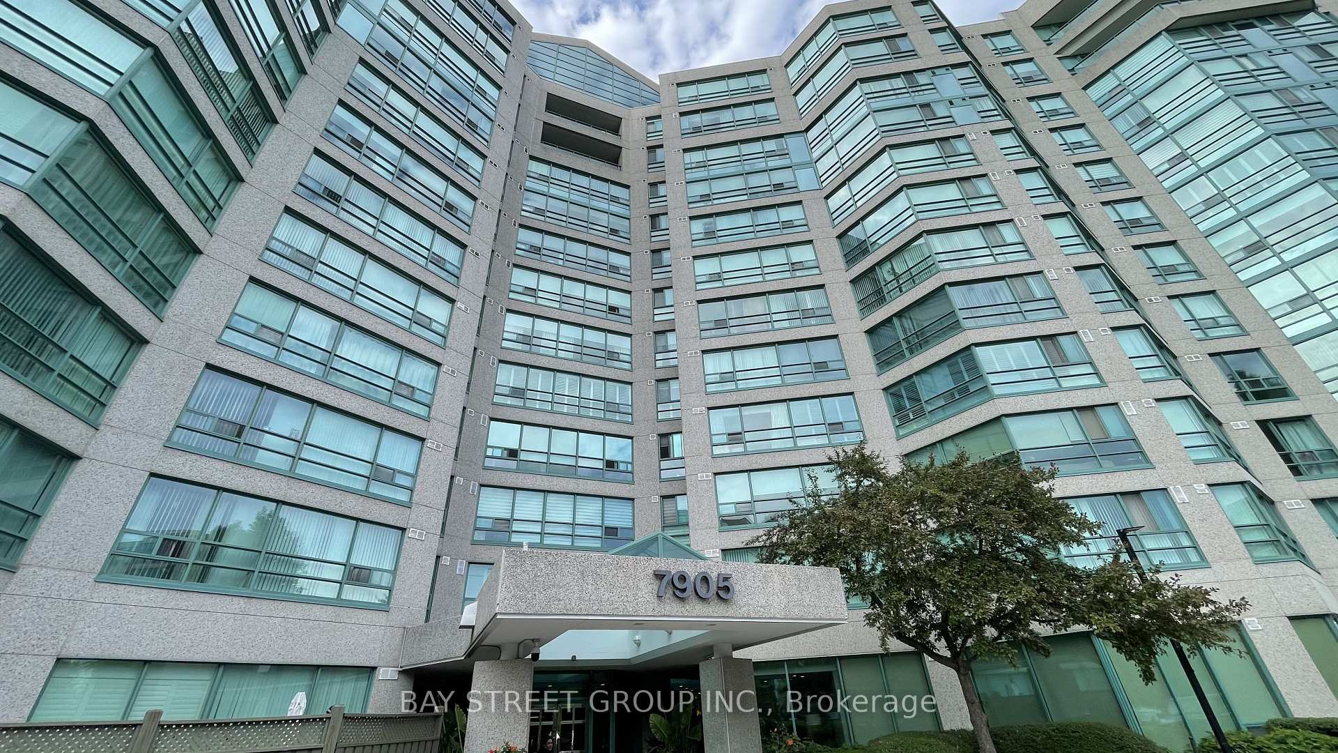 7905 Bayview Avenue 423, Markham, ON L3T 7N3
