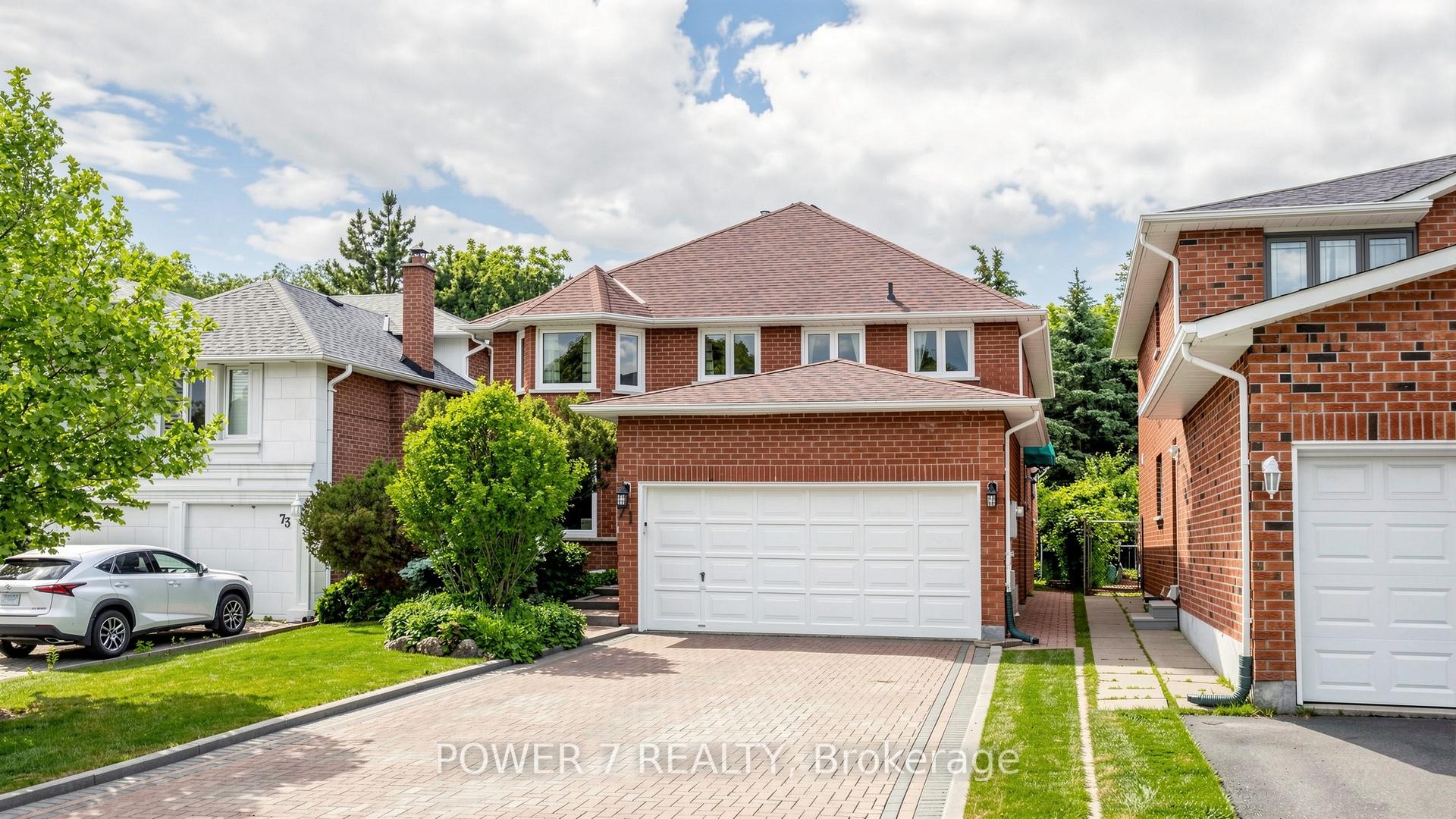 71 Canterbury Court, Richmond Hill, ON L4C 8E7