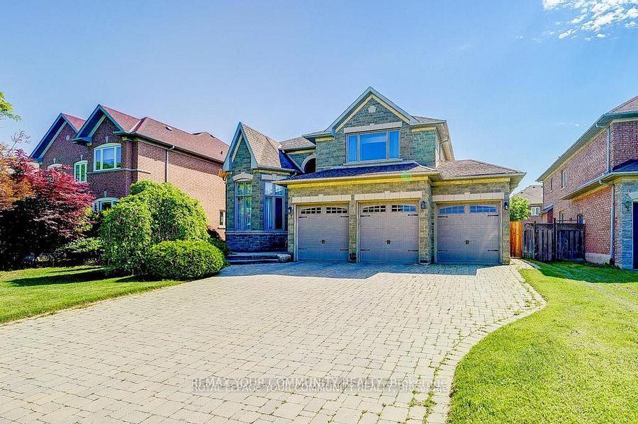 7 Fern Avenue, Richmond Hill, ON L4B 3R7