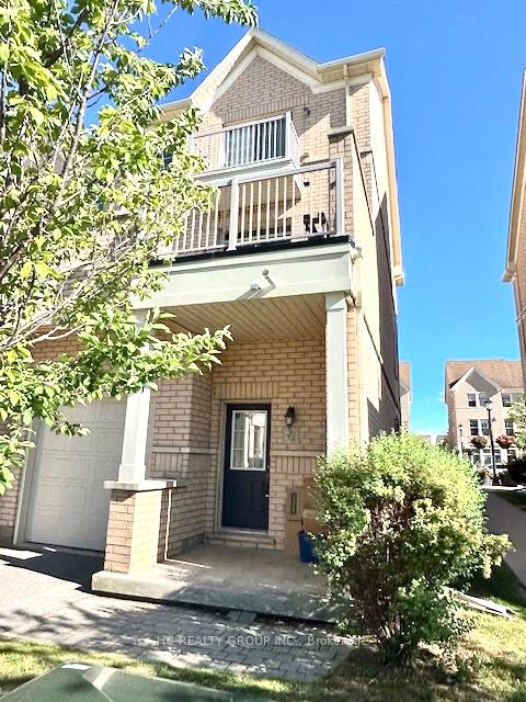 74 Cathedral High Street, Markham, ON L6C 0P3