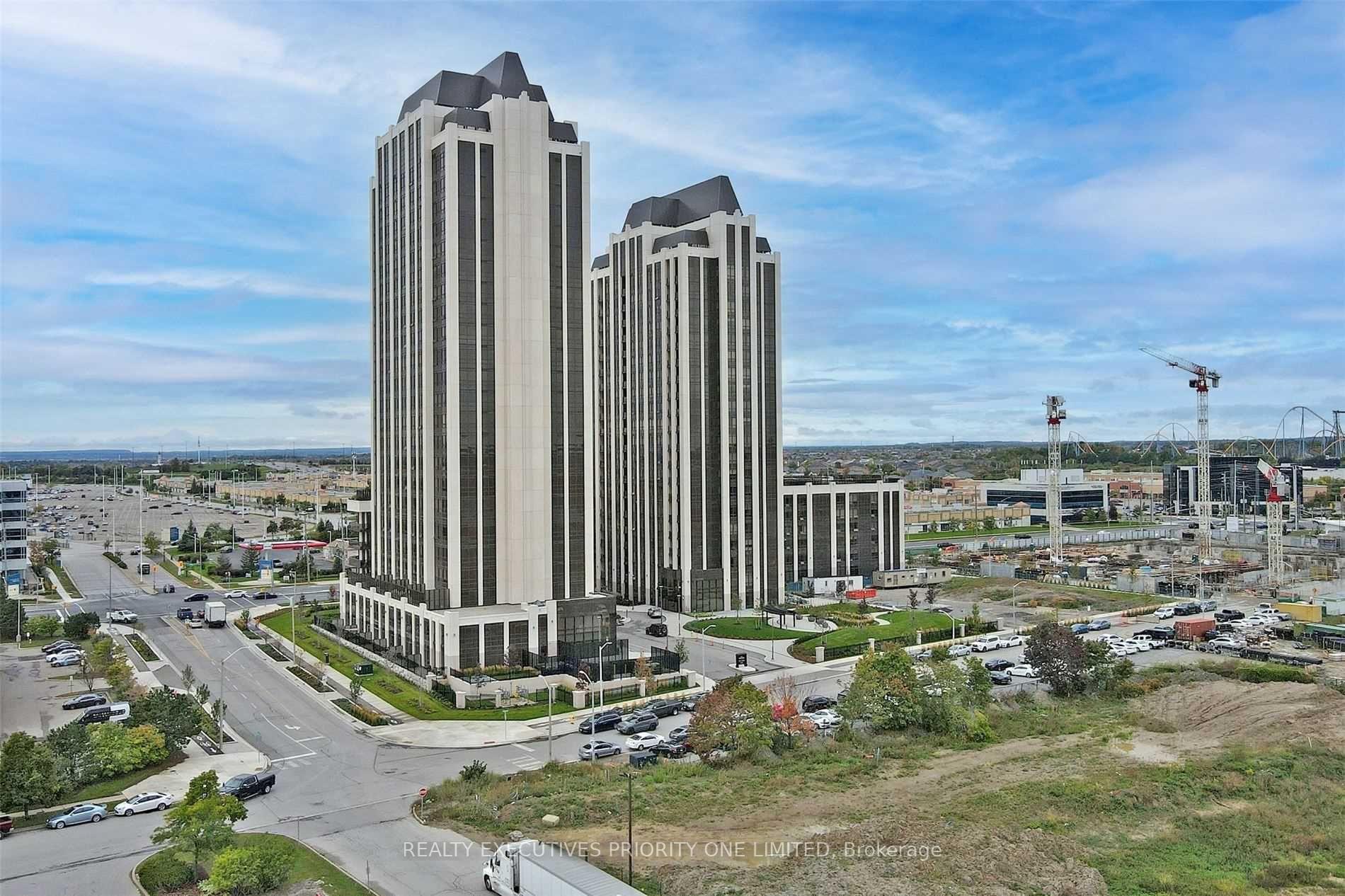 9075 Jane Street 809, Vaughan, ON L4K 0L7