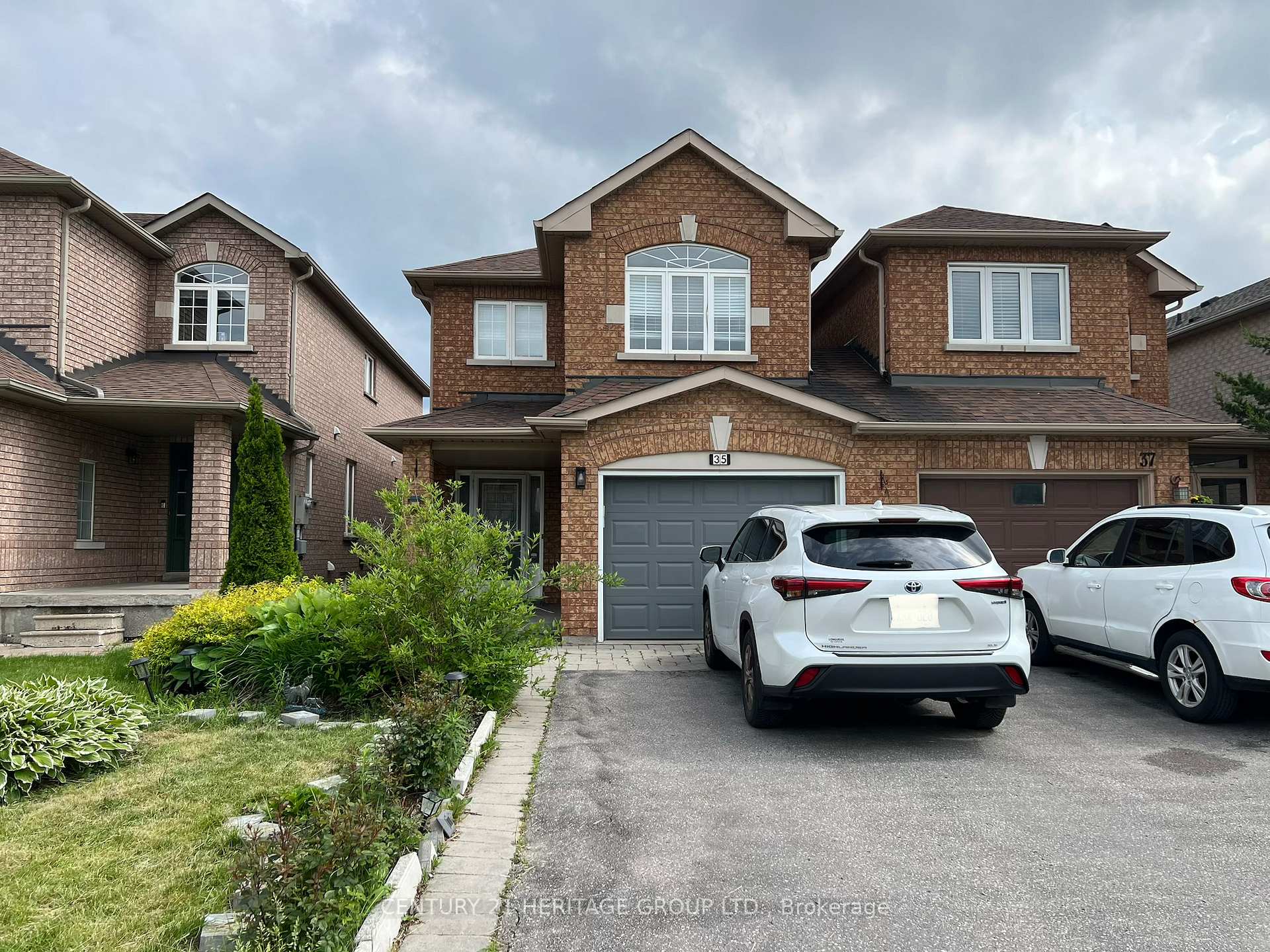 35 Brightsview Drive, Richmond Hill, ON L4E 3Z1