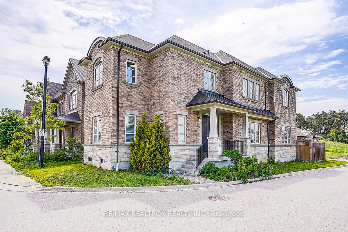 35 Calamint Lane, Richmond Hill, ON L4E 1C3