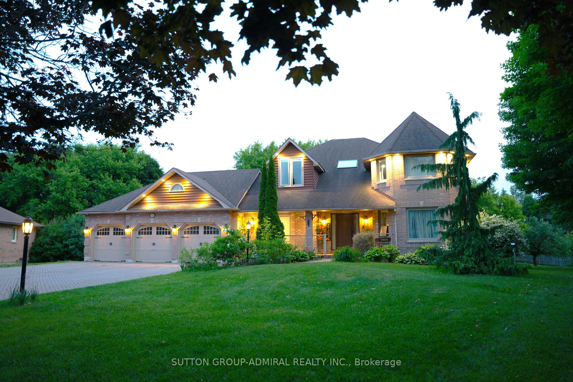 60 Maple Way, East Gwillimbury, ON L0G 1V0
