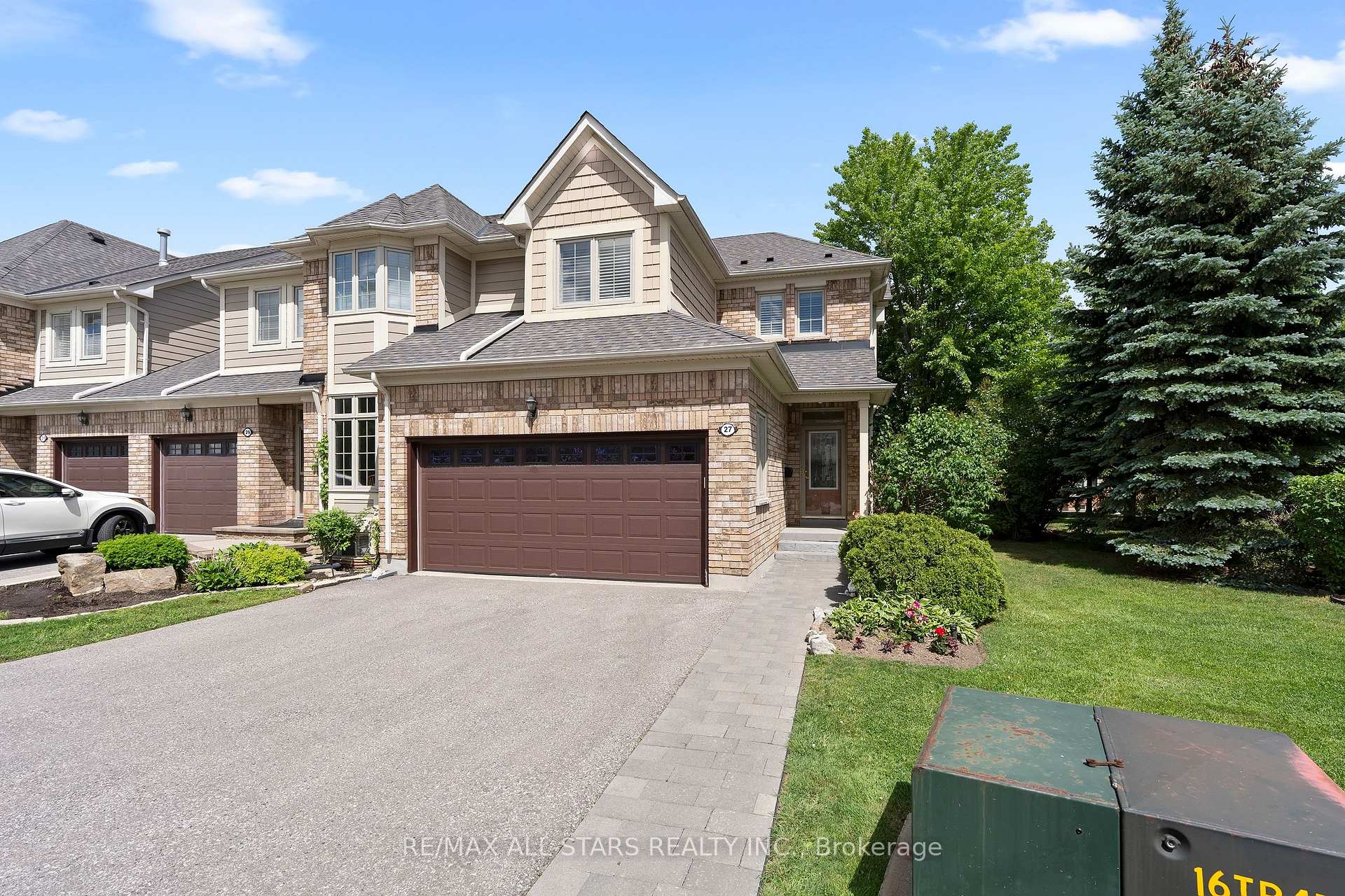 27 Wave Hill Way, Markham, ON L6E 2A2
