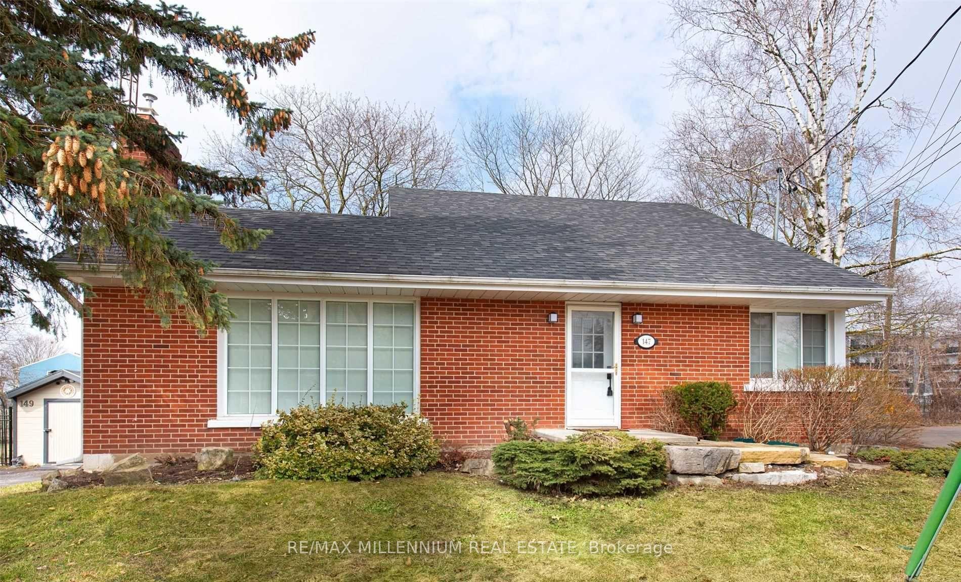 147 Burkholder Street Lower, Whitchurch-Stouffville, ON L4A 4J5