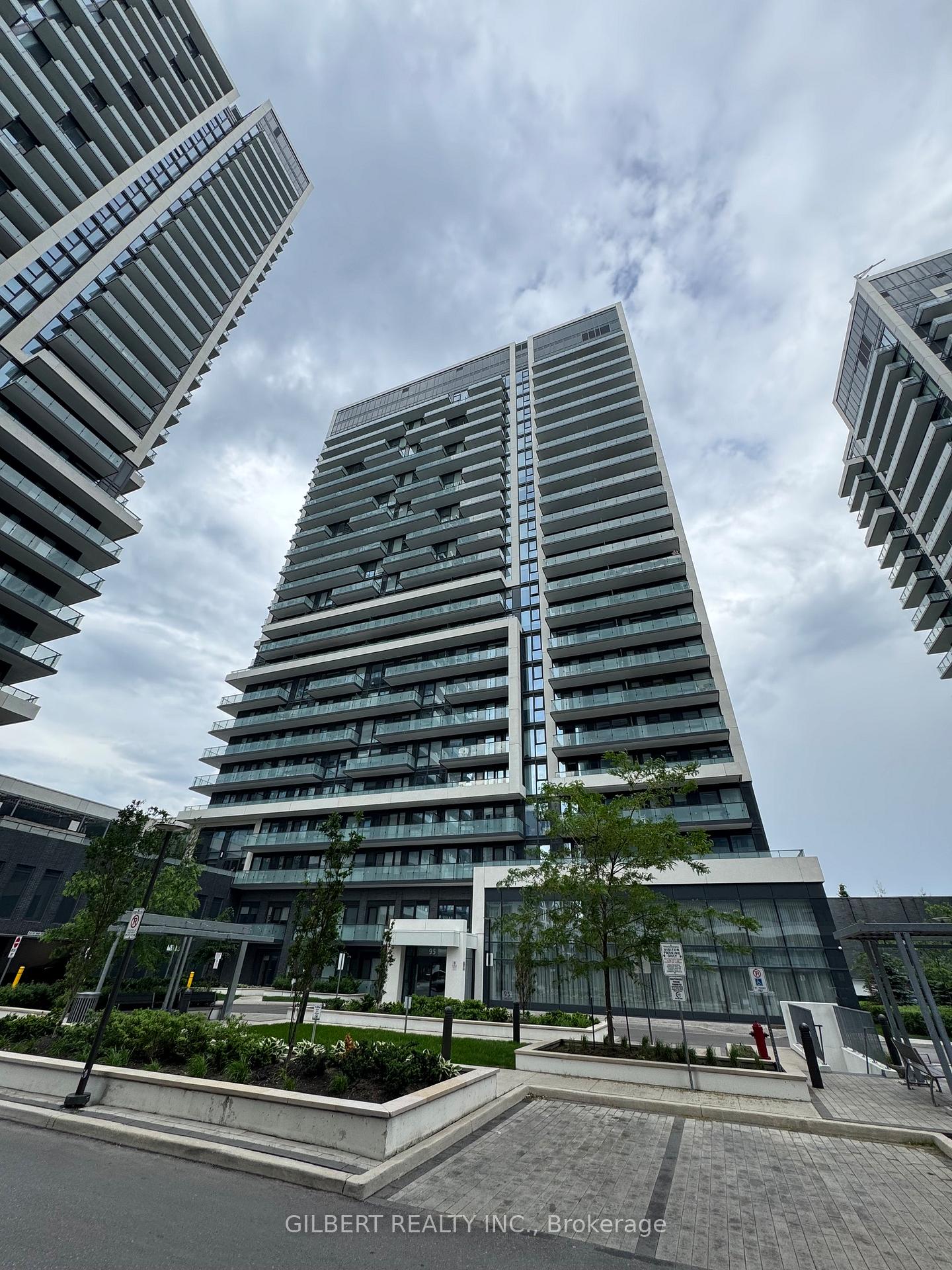 95 Oneida Crescent 301, Richmond Hill, ON L4B 0H5