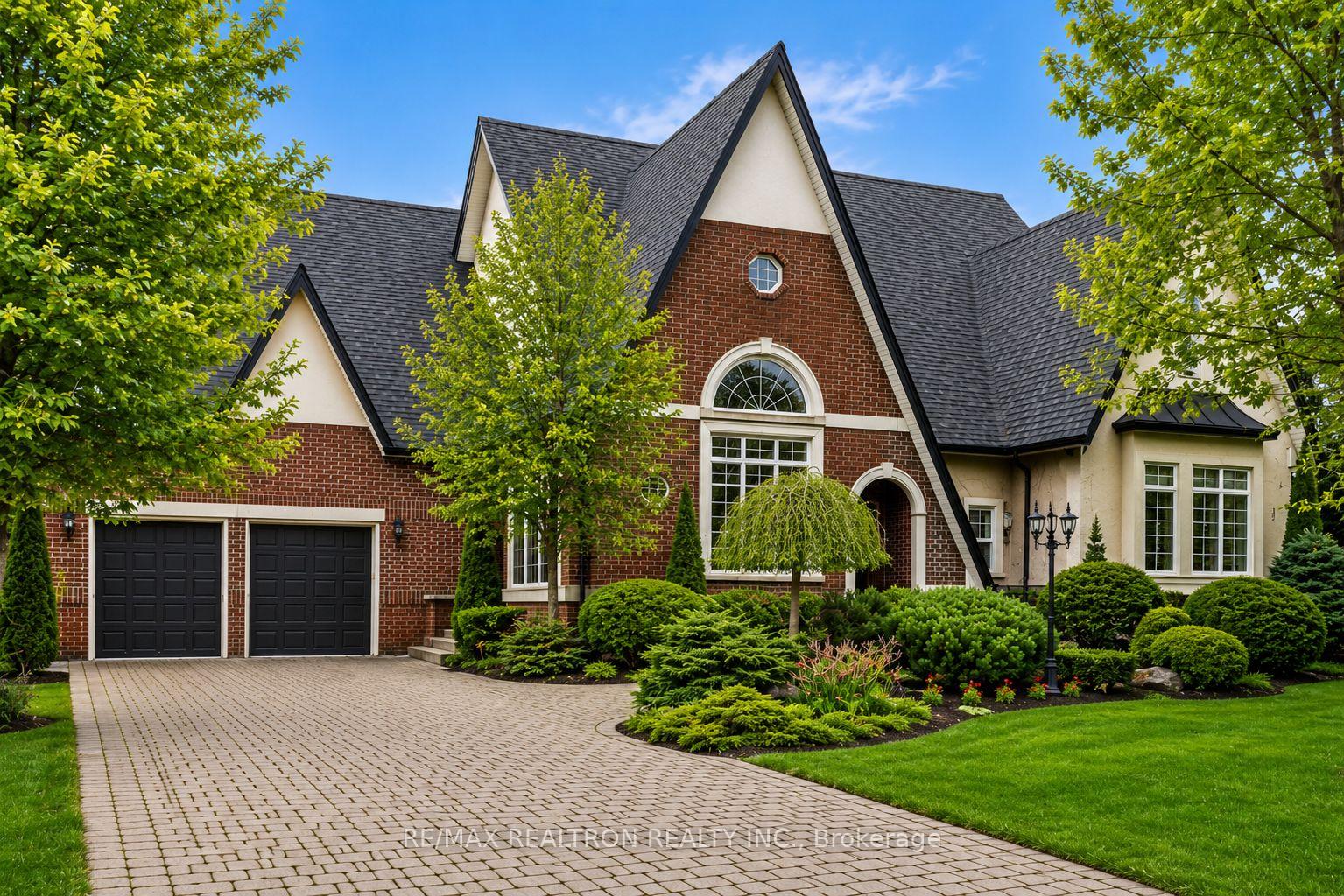 4 The Fairways N/A, Markham, ON L6C 1Z4
