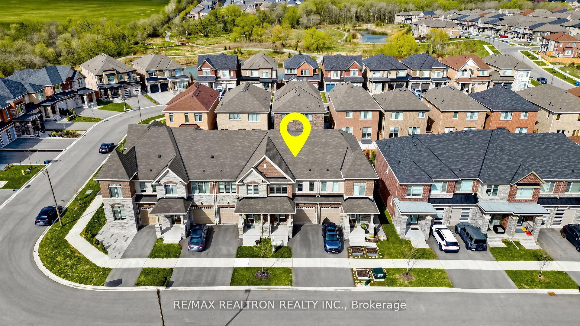 26 Flower Garden Trail, Whitchurch-Stouffville, ON L4A 4V4