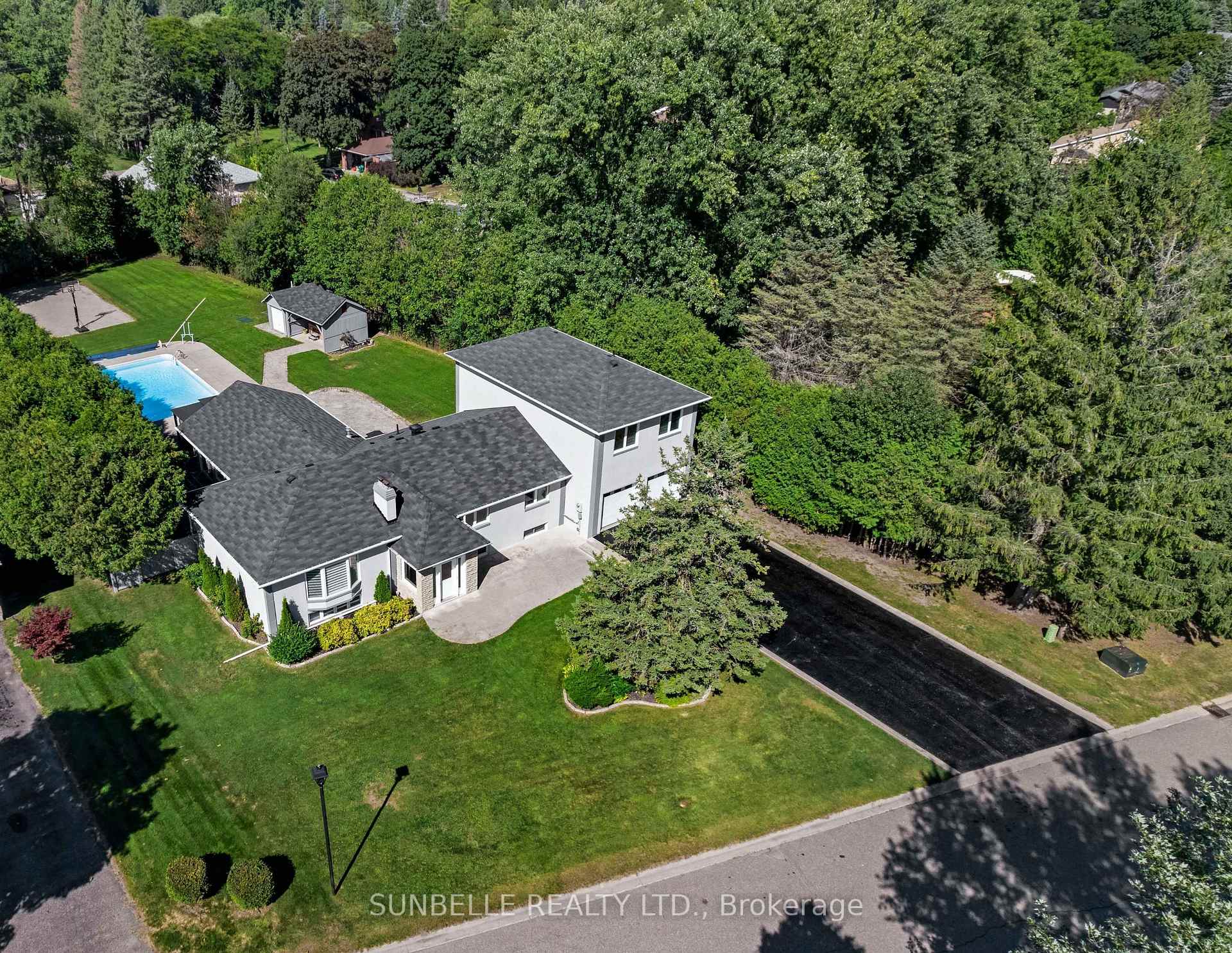 30 Archibald Road, King, ON L7B 0E5
