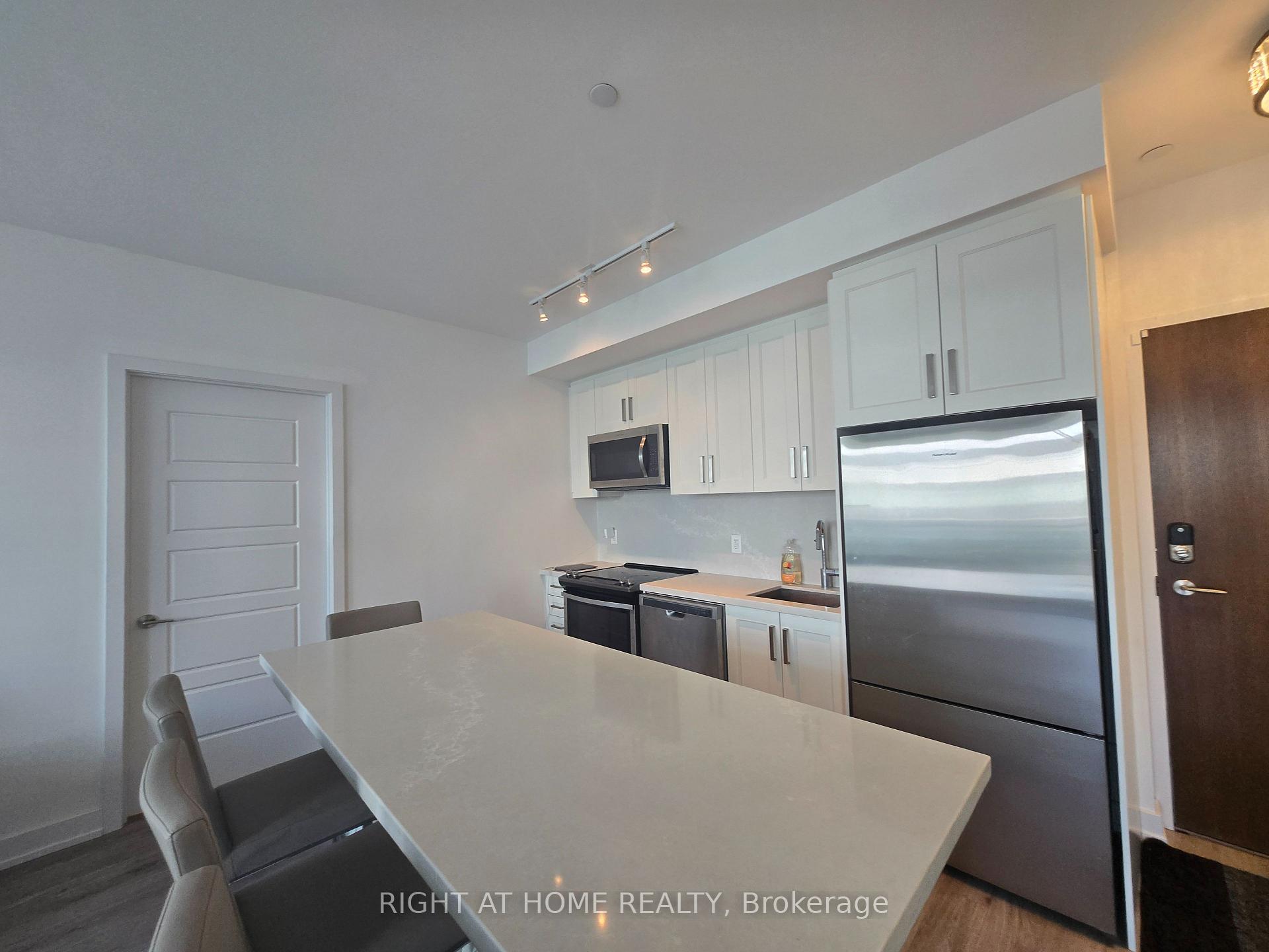 301 Sea Ray Avenue C406, Innisfil, ON L9S 0J4