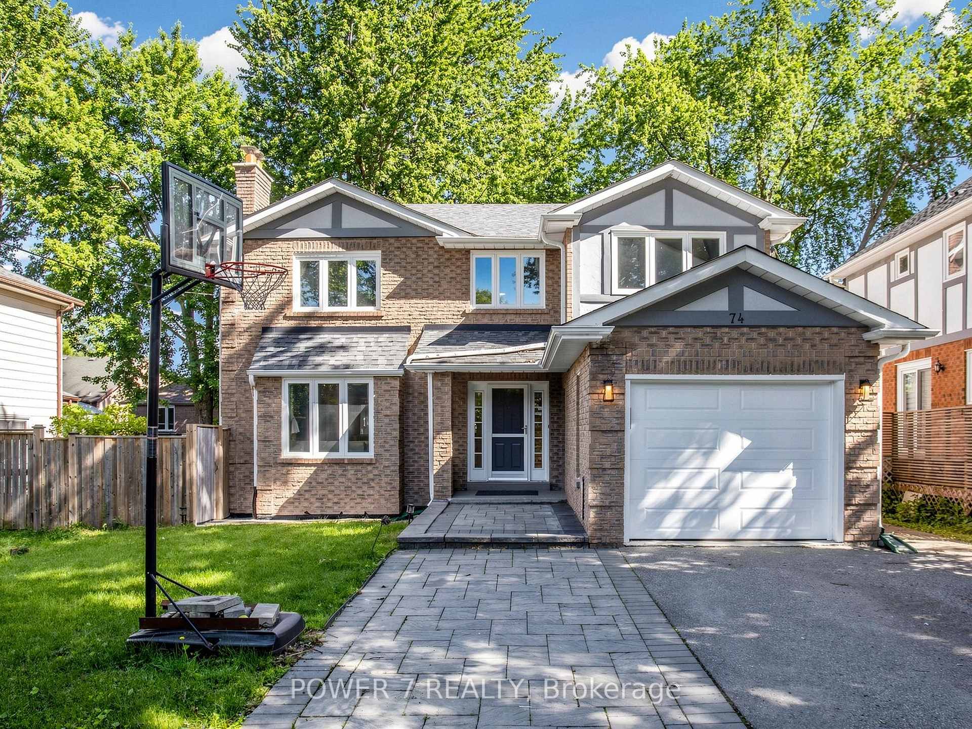 74 Sylvan Crescent, Richmond Hill, ON L4E 3A5