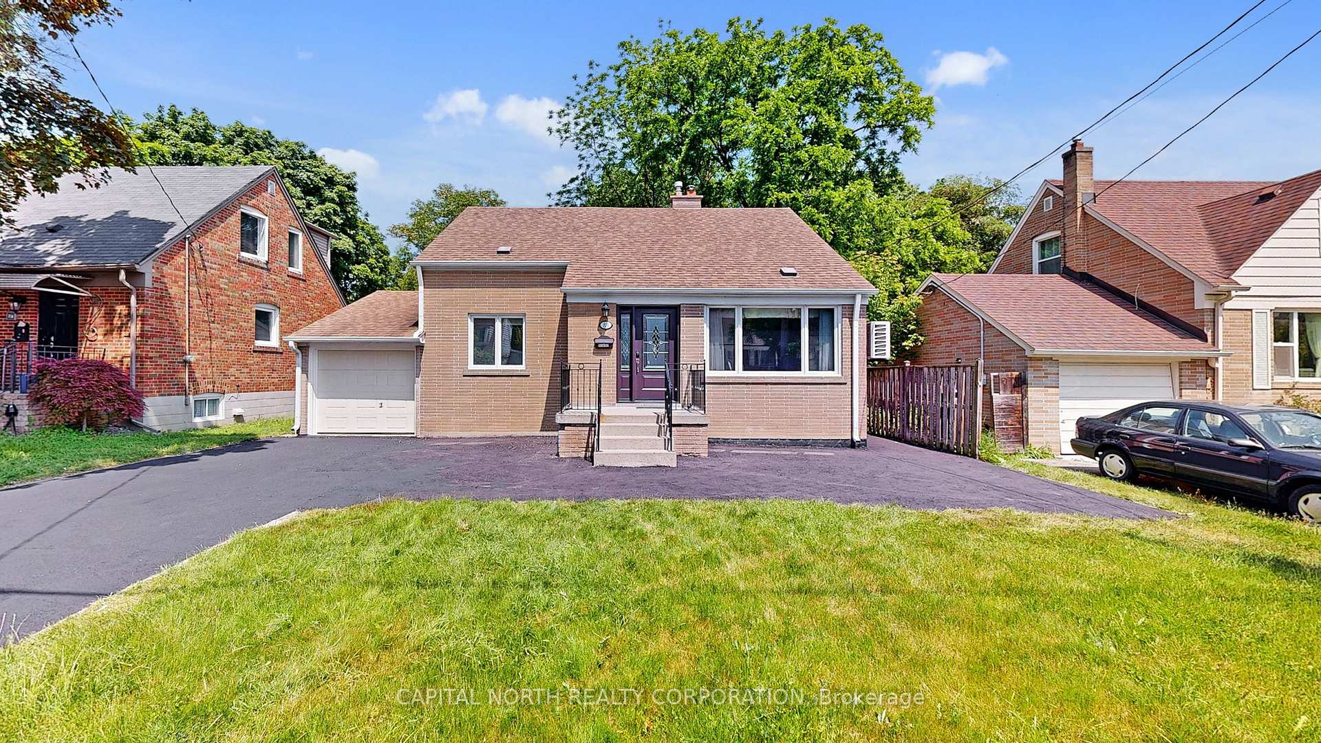 85 Lawrence Avenue Second Floor, Richmond Hill, ON L4C 1Z2