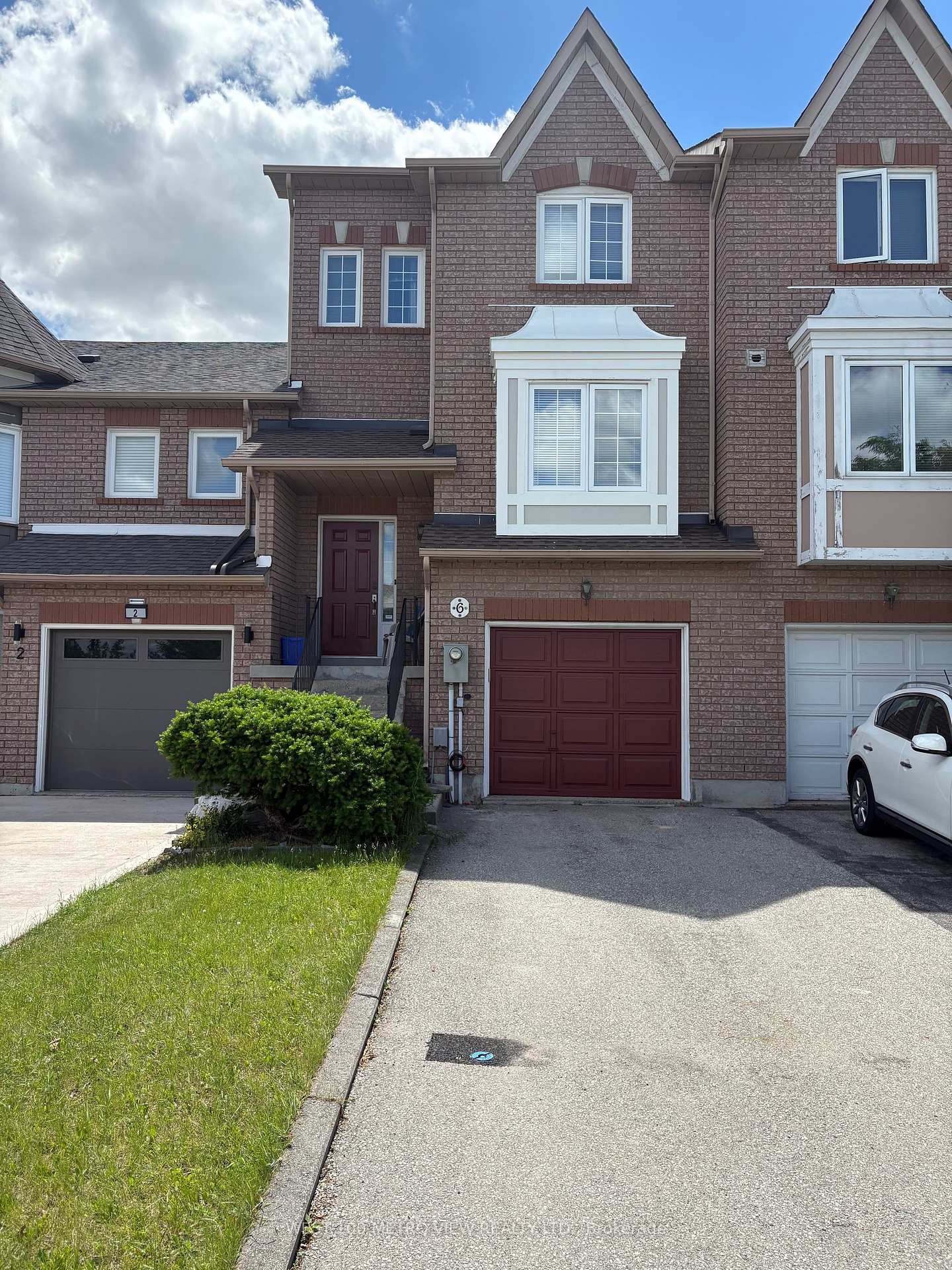 6 Michelle Drive, Vaughan, ON L4L 9B8