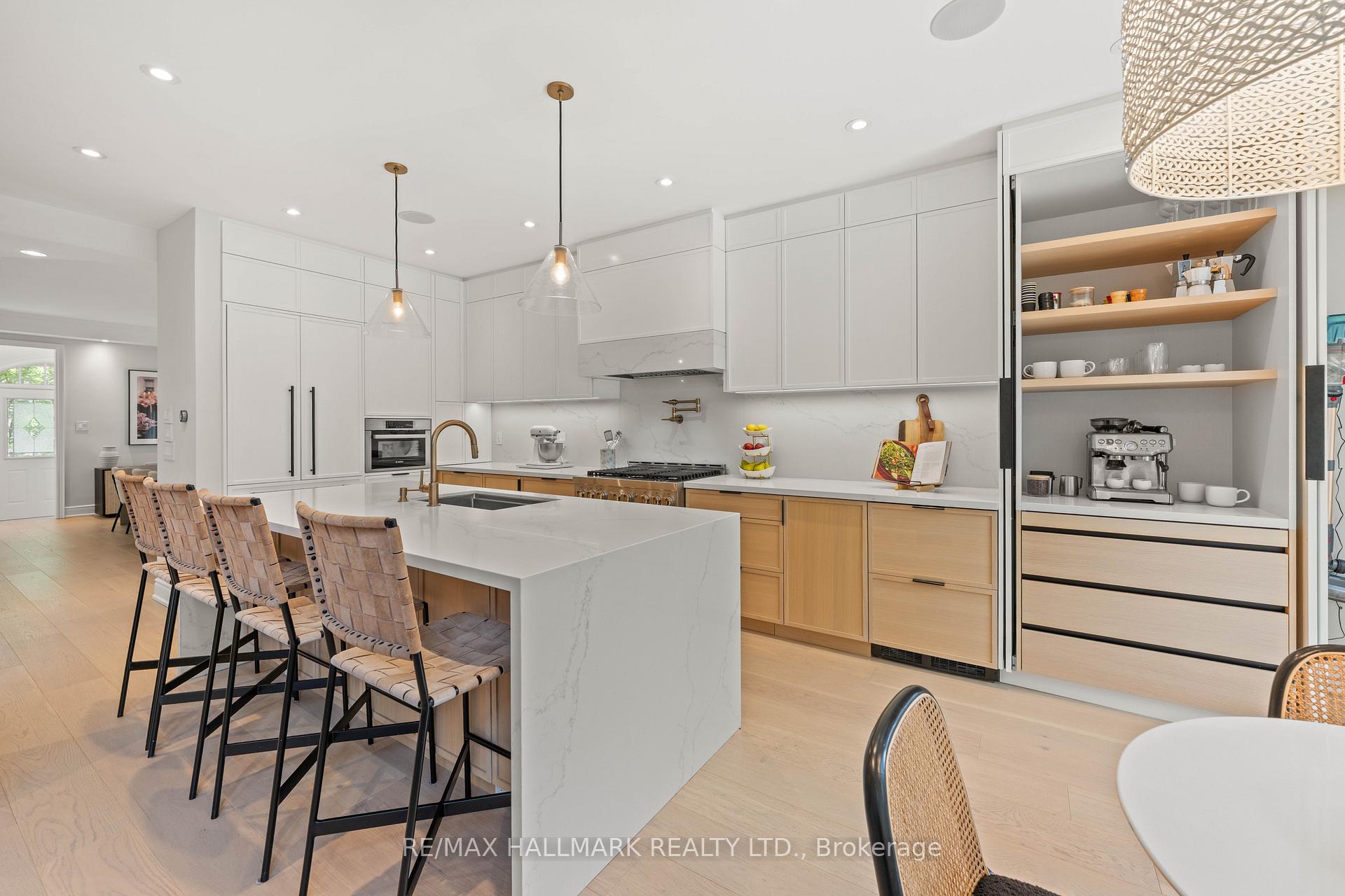 42 Yarden Drive, Vaughan, ON L6A 0W5