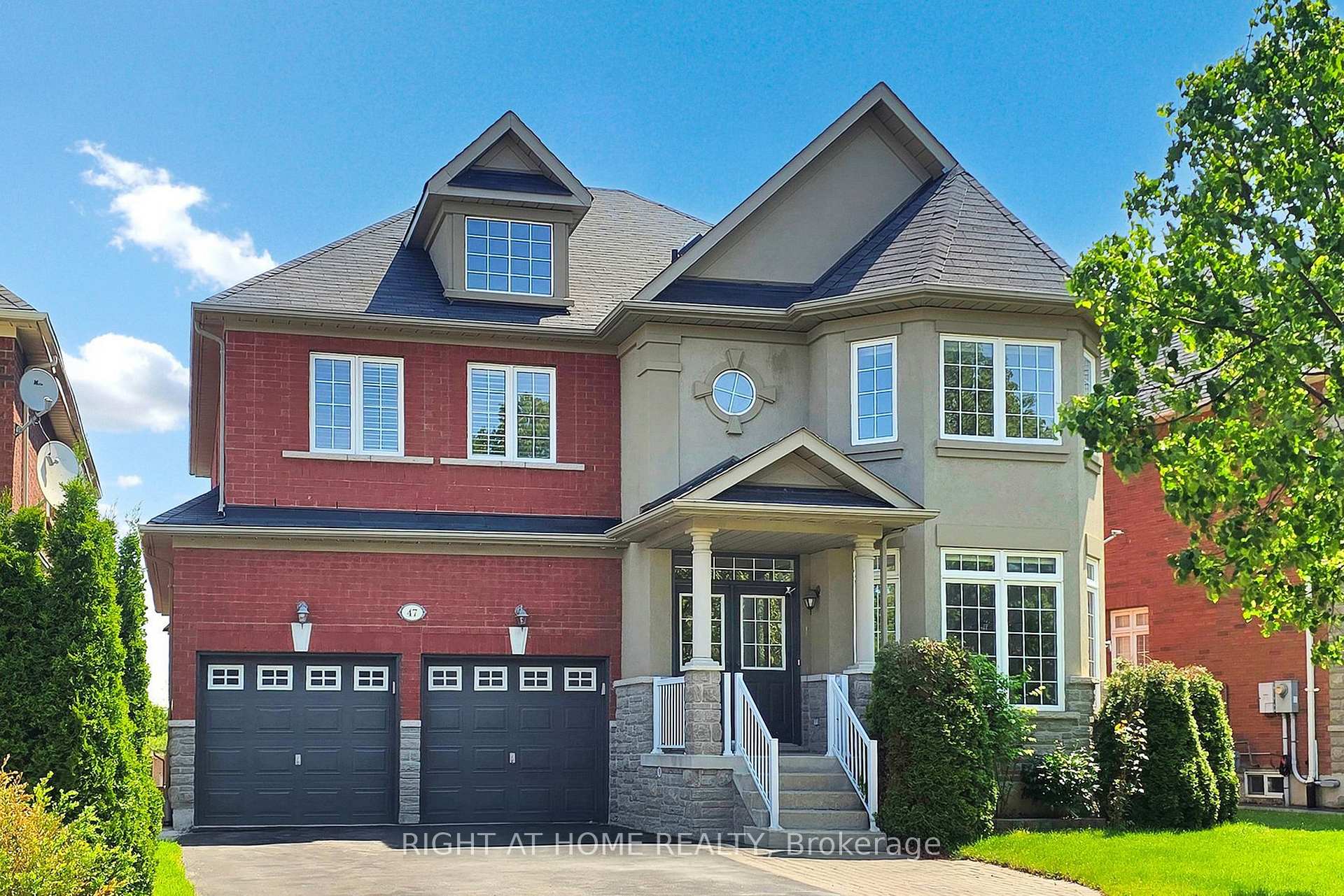 47 Medoc Place, Vaughan, ON L4J 8Y9