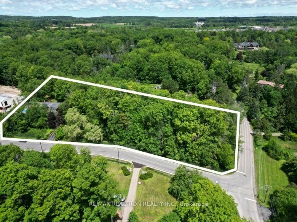 250 Kingscross Drive, King, ON L7B 1E7