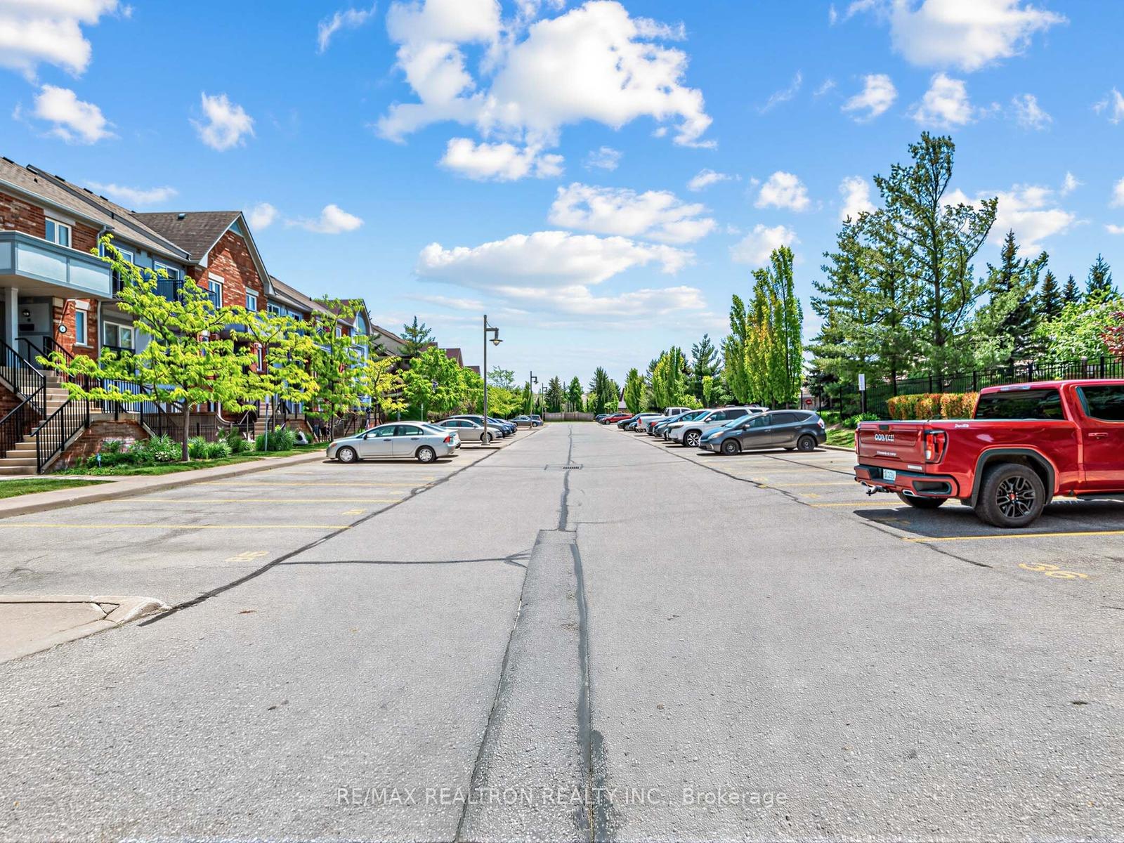 160 Chancery Road 20, Markham, ON L6E 0B9