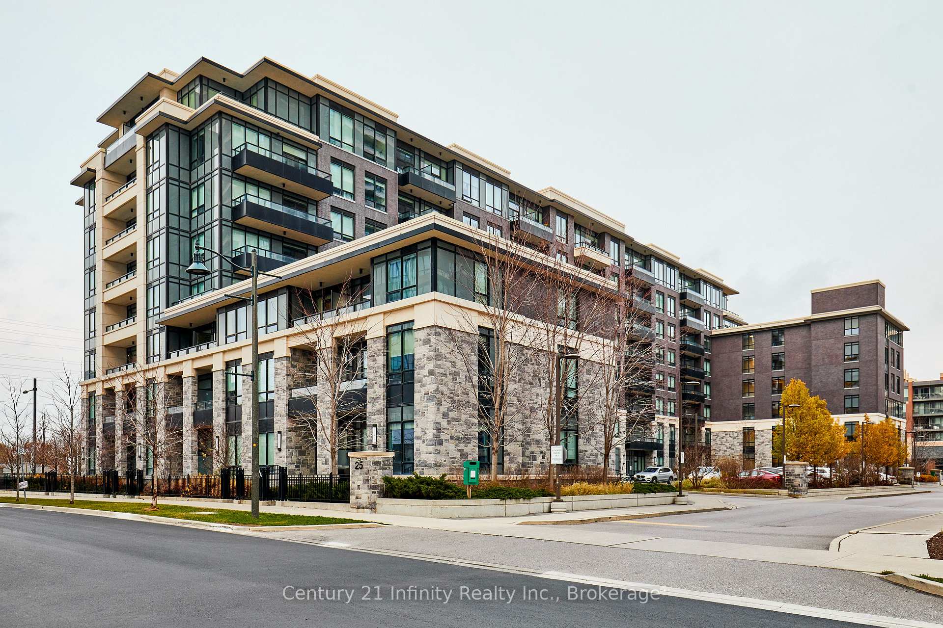 25 Water Walk Drive 115, Markham, ON L6G 0G3