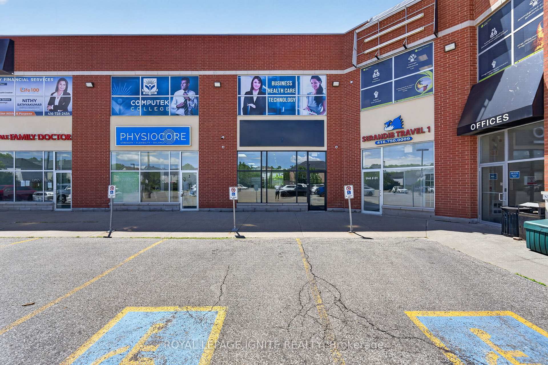7 Eastvale Drive One Room, Markham, ON L3S 4N8