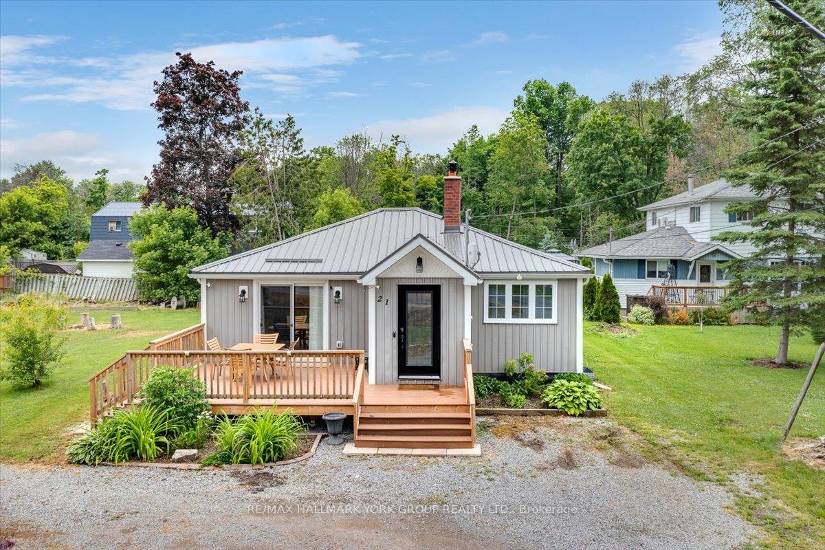 21 Lakeshore Road, Georgina, ON L0E 1N0