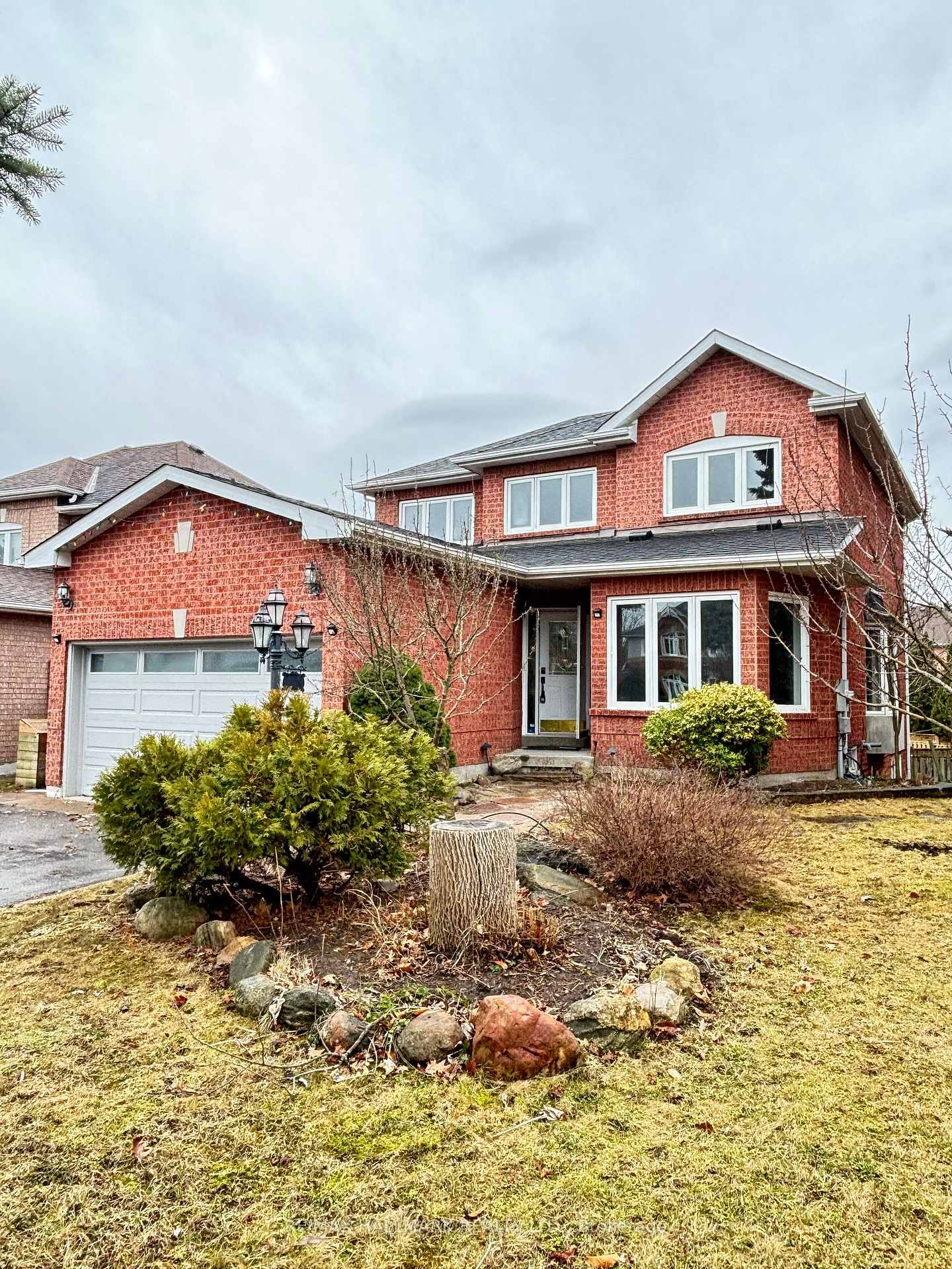 410 Clearmeadow Boulevard, Newmarket, ON L3X 2C7