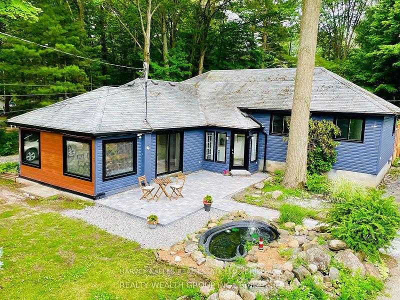 3934 Alcina Avenue, Innisfil, ON L9S 2M4
