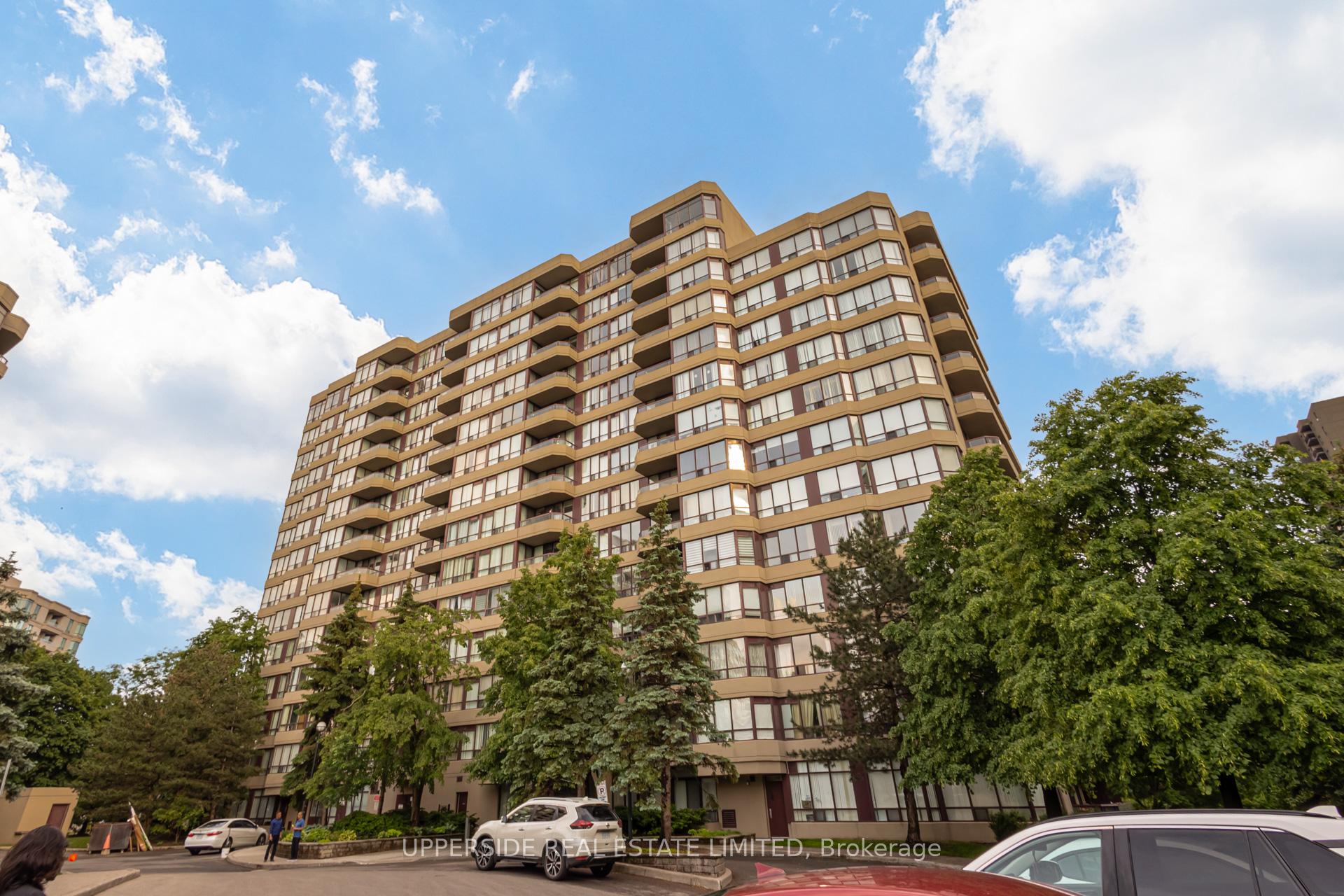 81 Townsgate Drive 1204, Vaughan, ON L4J 8E8