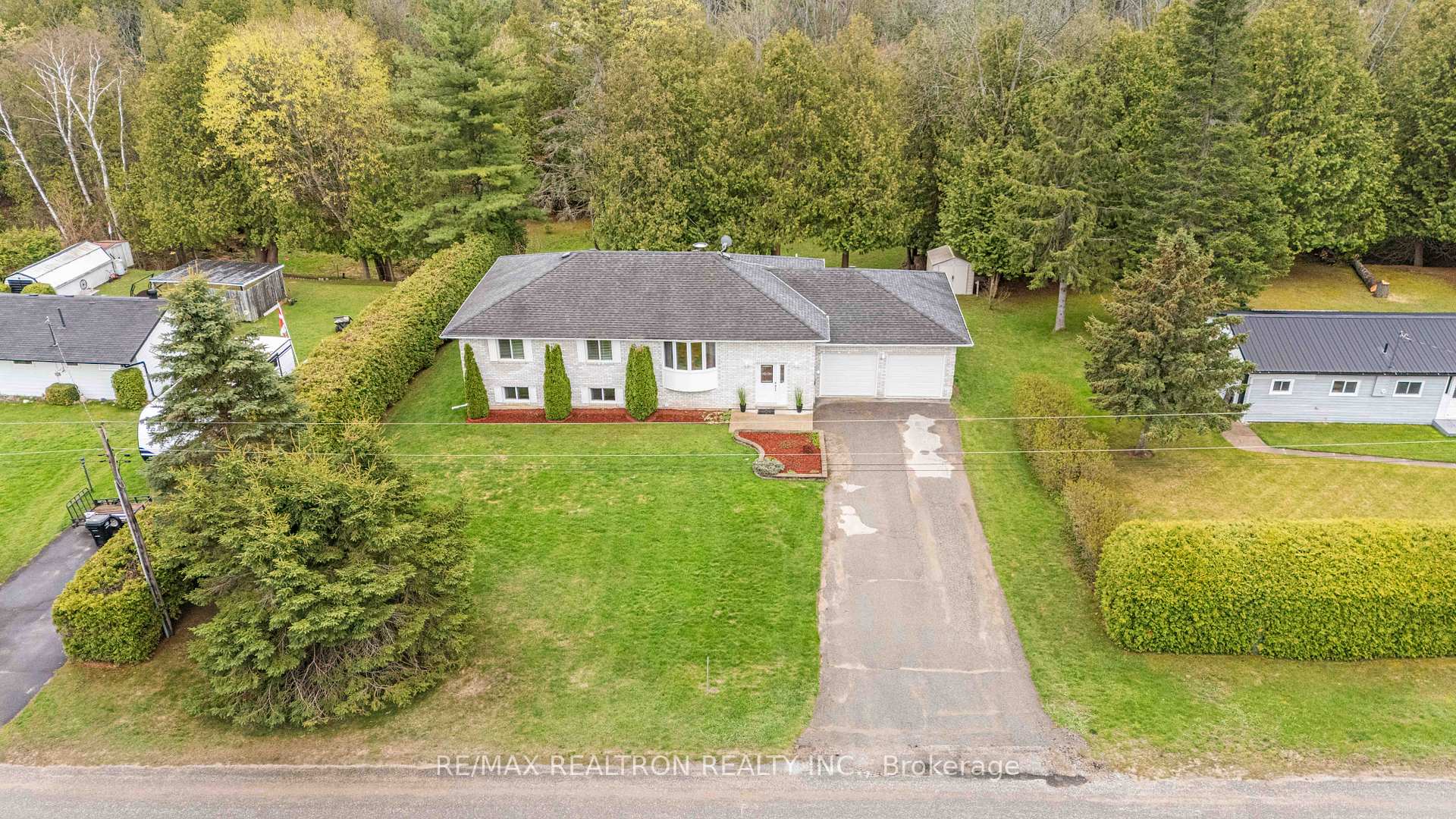 8977 Boyne River Road, Adjala-Tosorontio, ON L0M 1J0